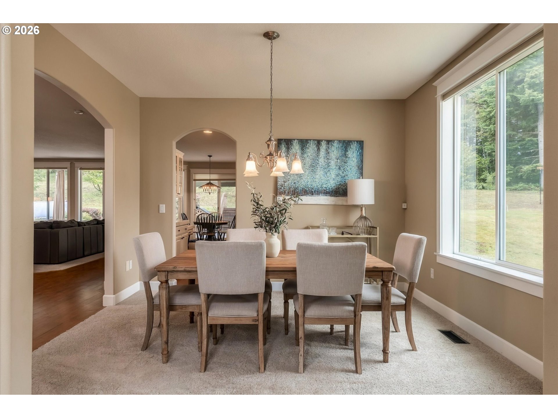 Property photo 11 of 40