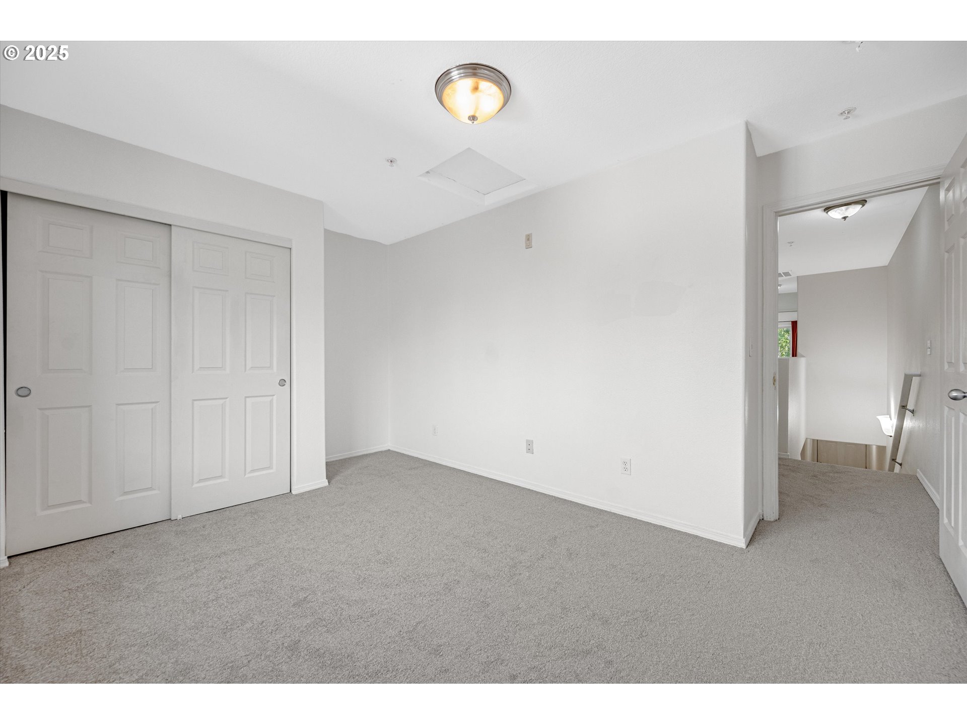 Photo #8: 155619617 Listing: Photo #8