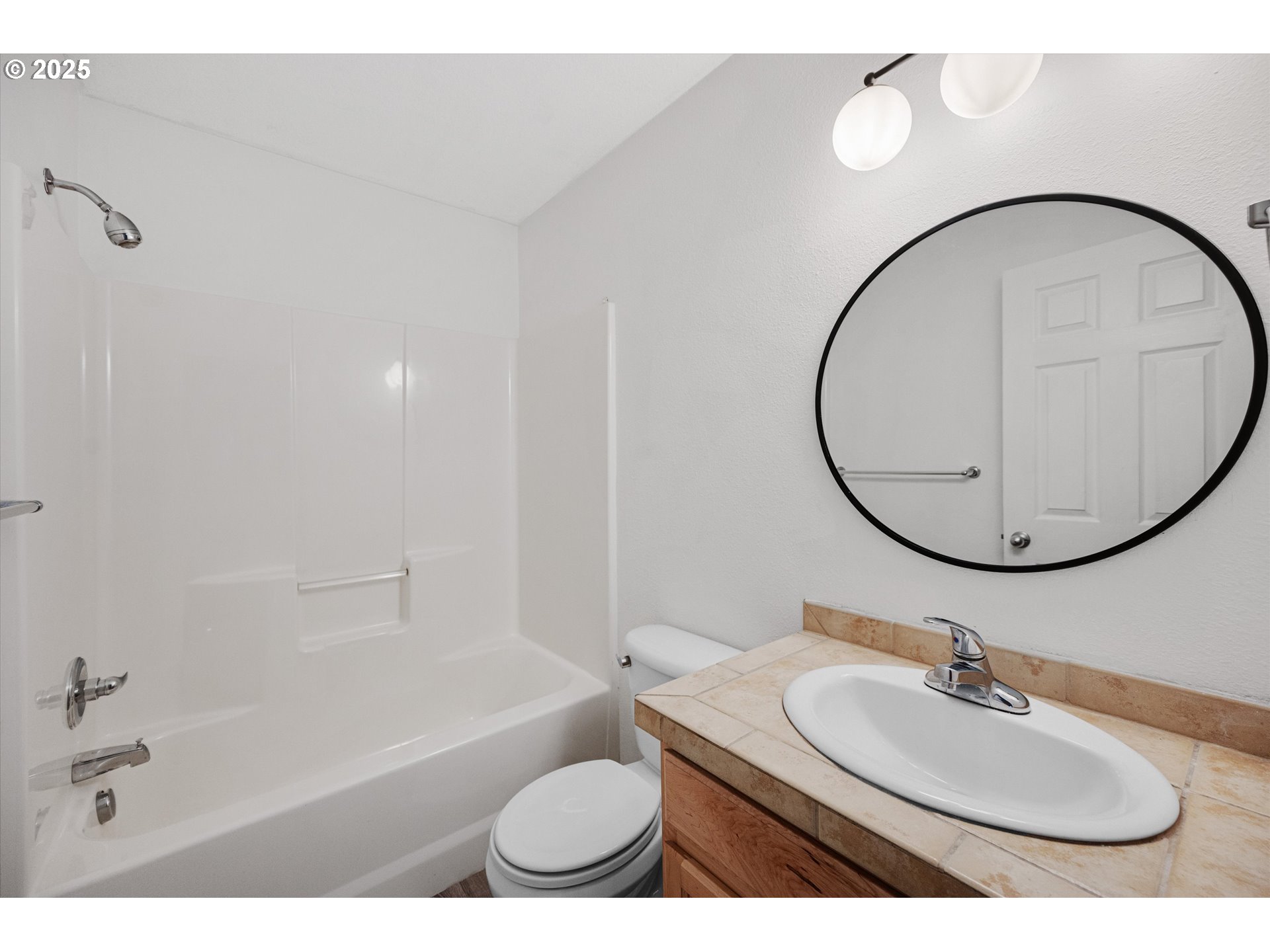 Photo #10: 155619617 Listing: Photo #10