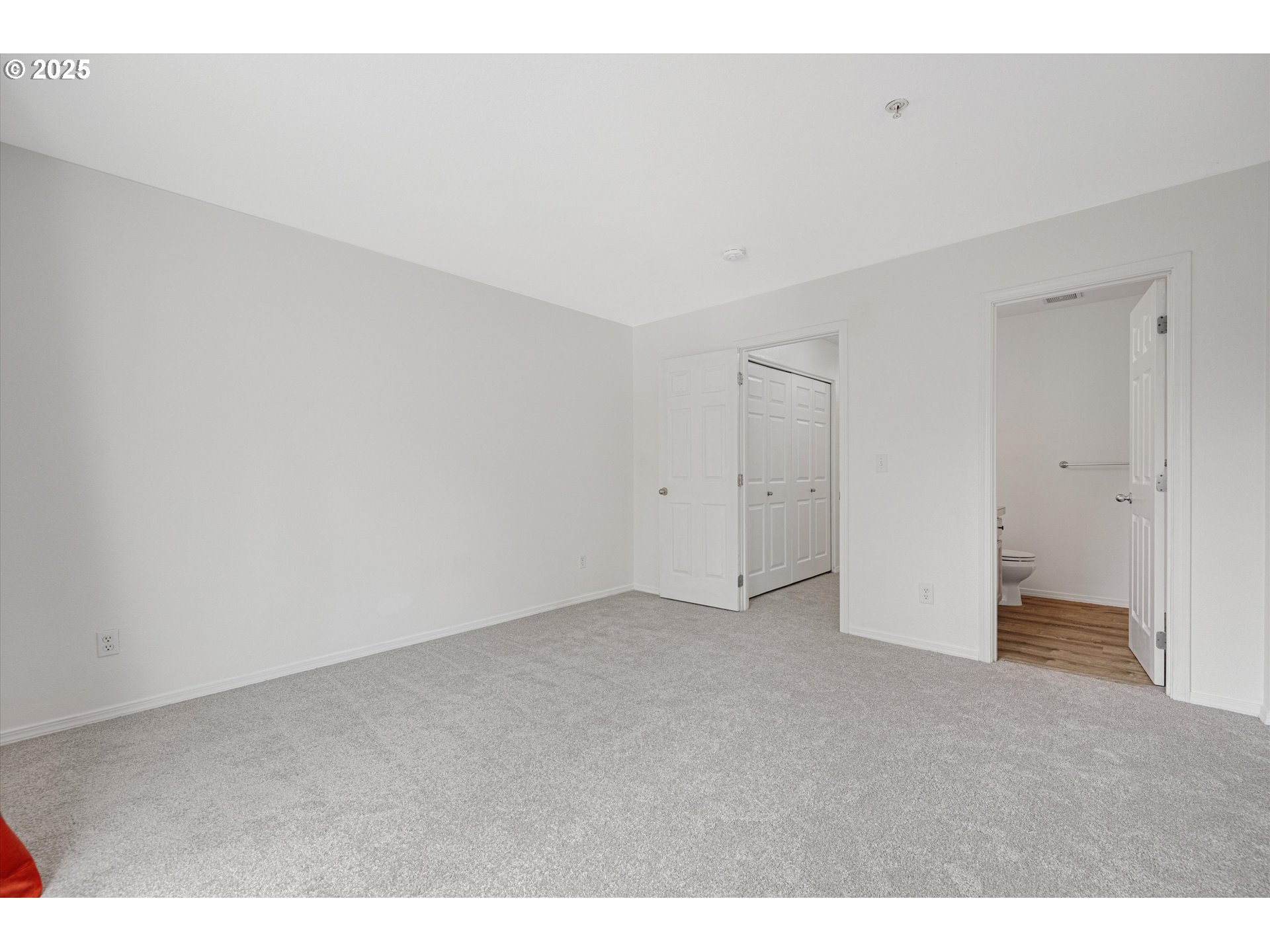 Photo #14: 155619617 Listing: Photo #14