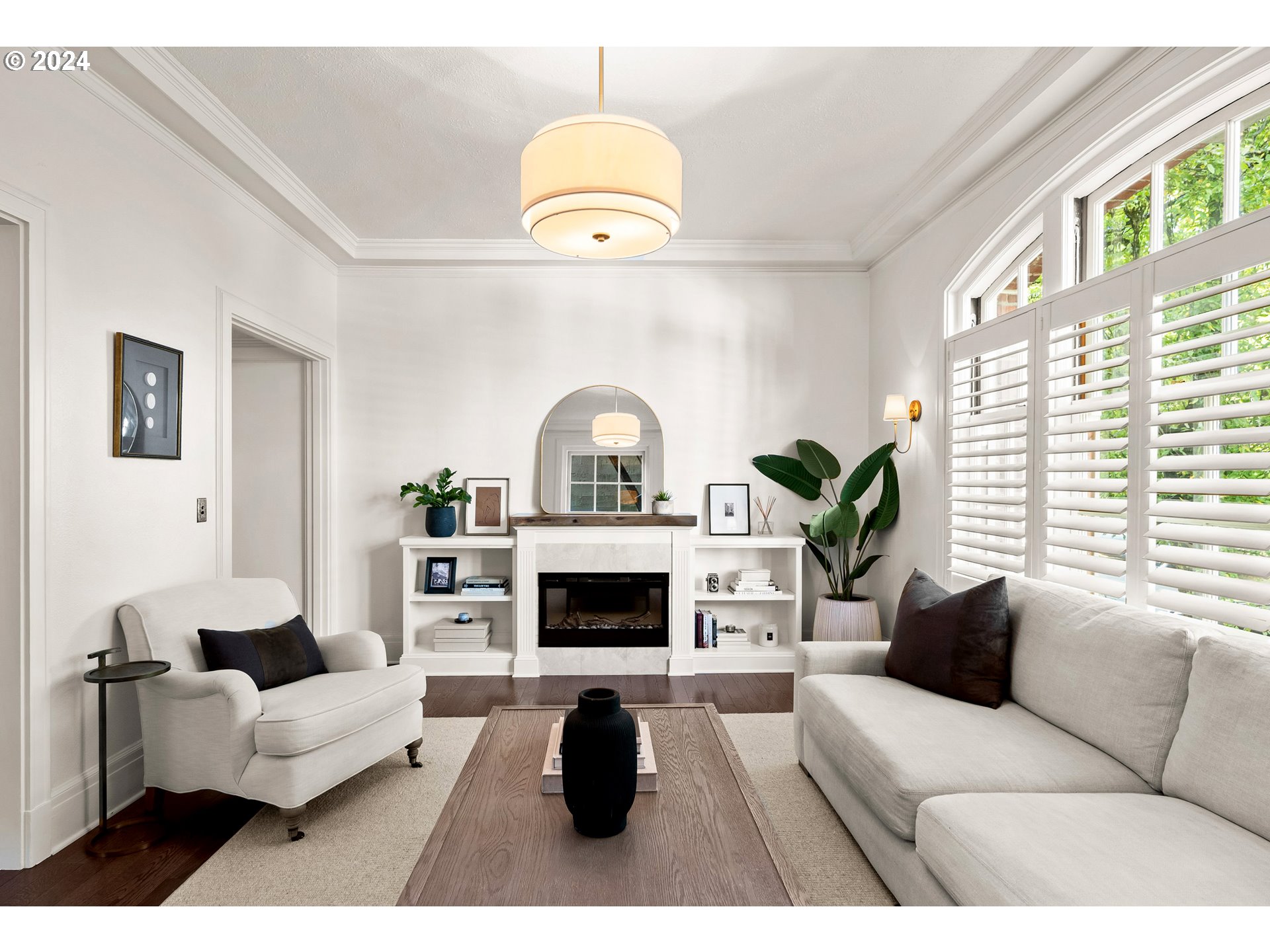 Photo #3: 156363100 Listing 