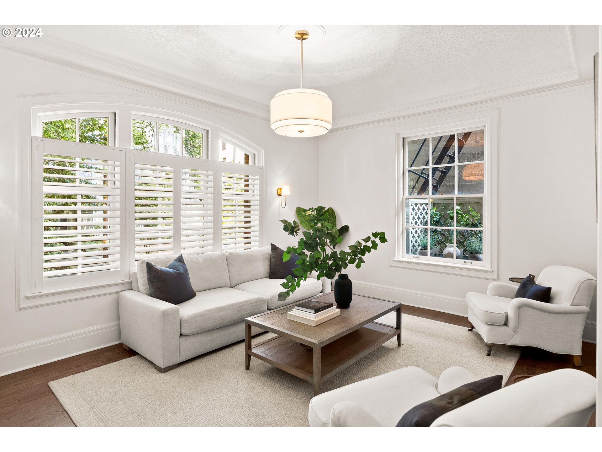 Photo #8: 156363100 Listing: Photo #8