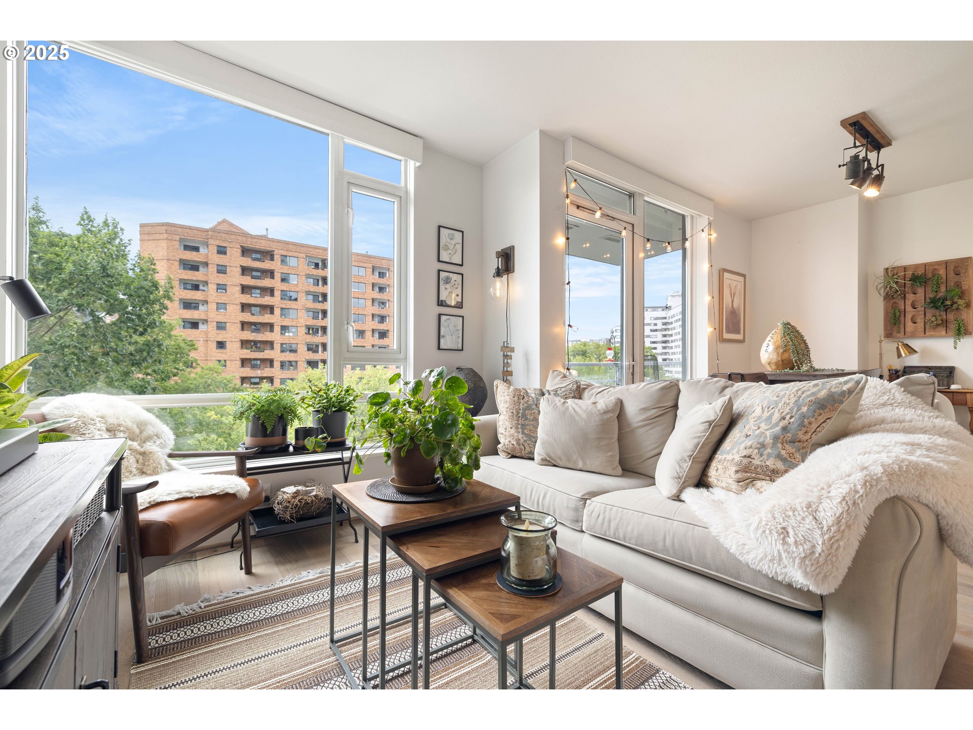 Photo #8: 156454804 Listing: Photo #8