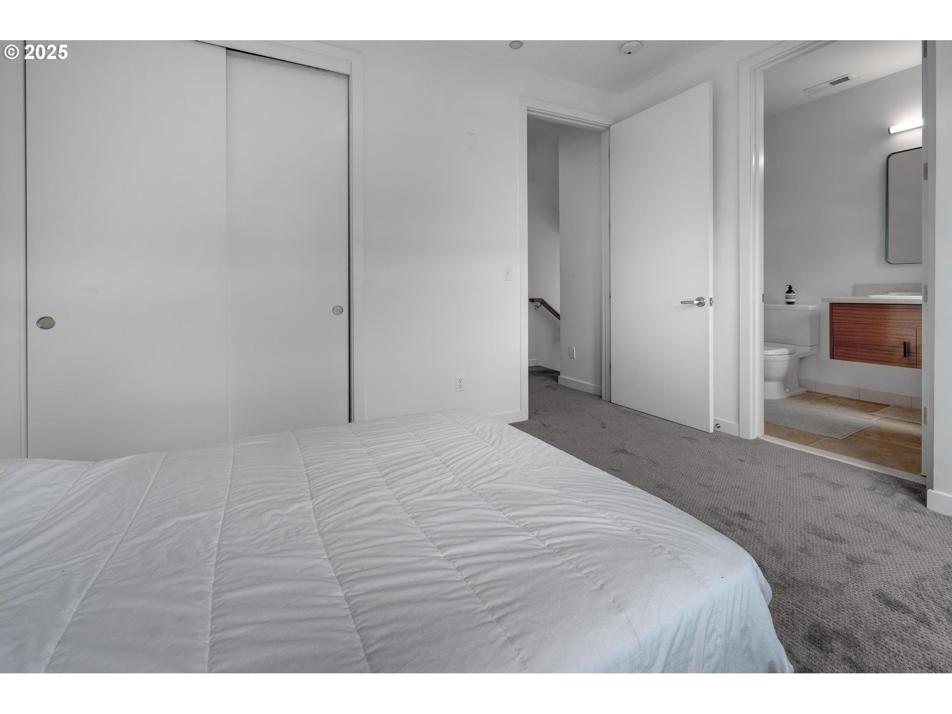 Photo #16: 156594788 Listing: Photo #16