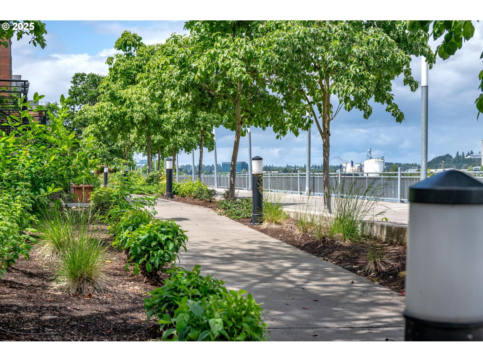 Photo #37: 156594788 Listing: Photo #37