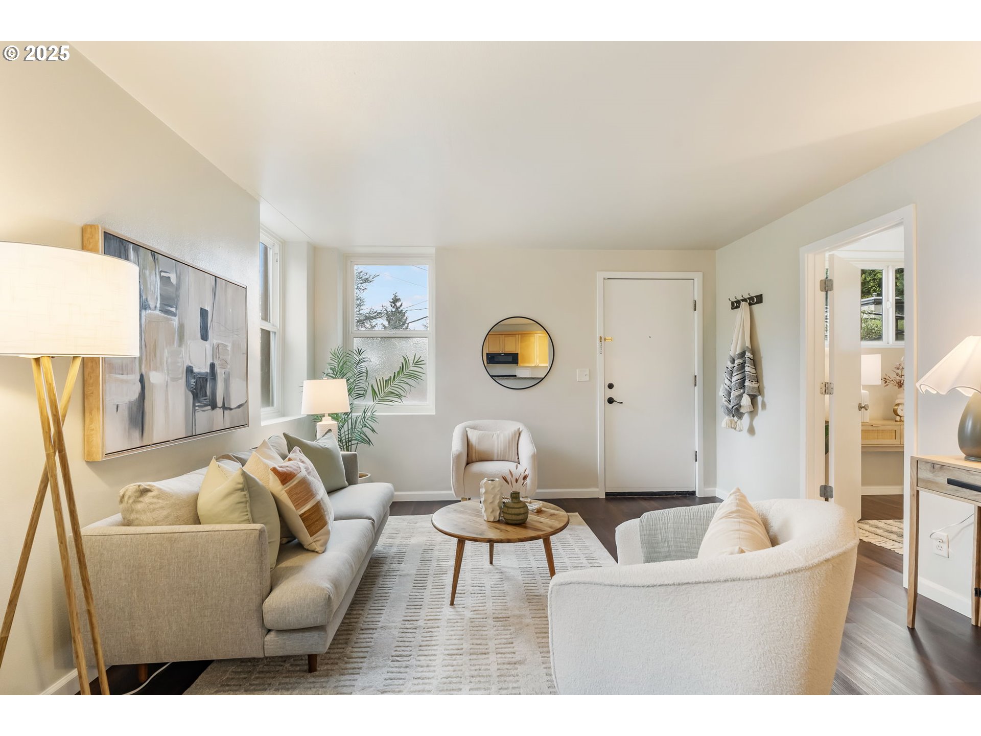 Photo #5: 156742961 Listing: Photo #5