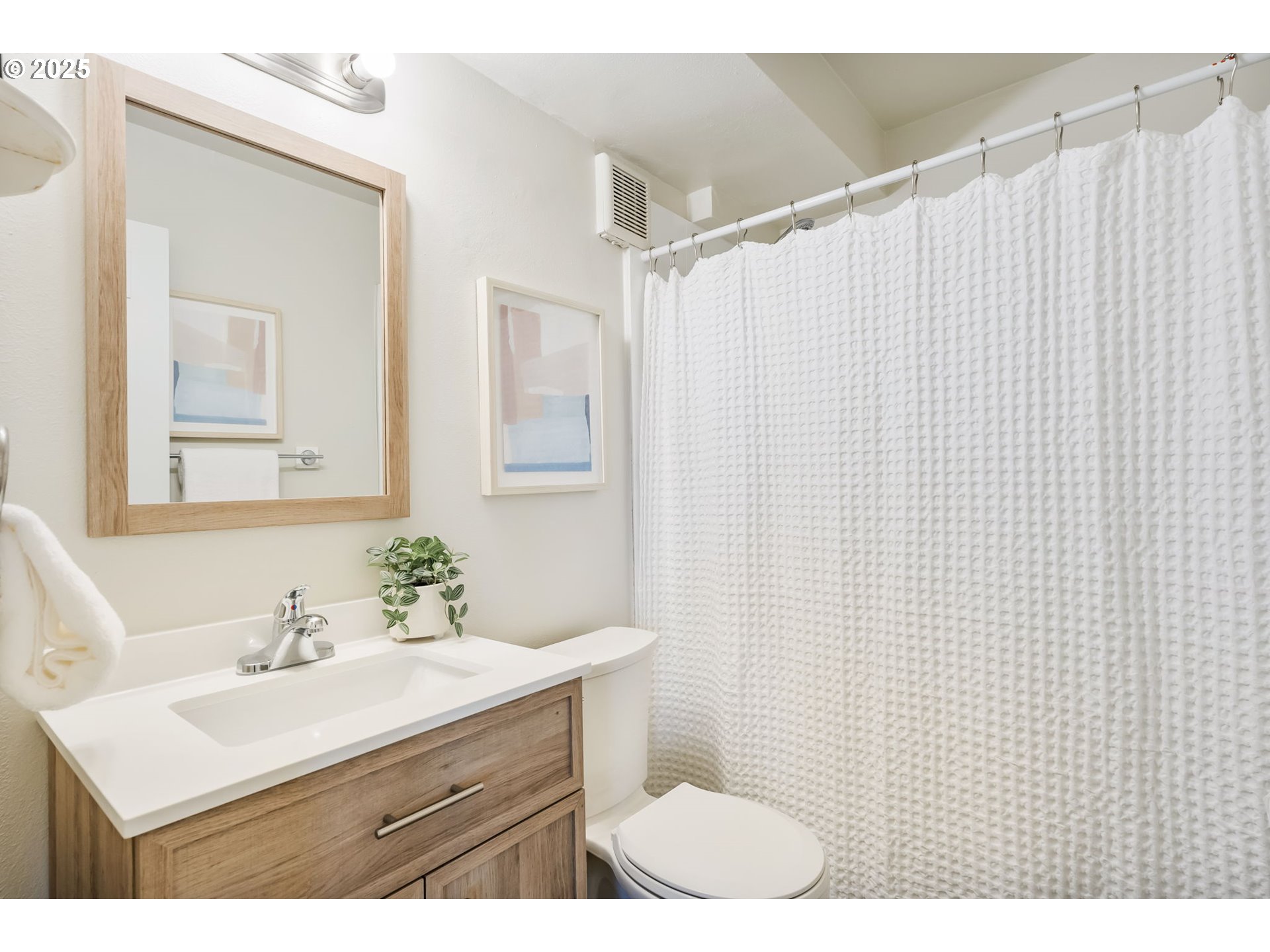 Photo #19: 156742961 Listing: Photo #19