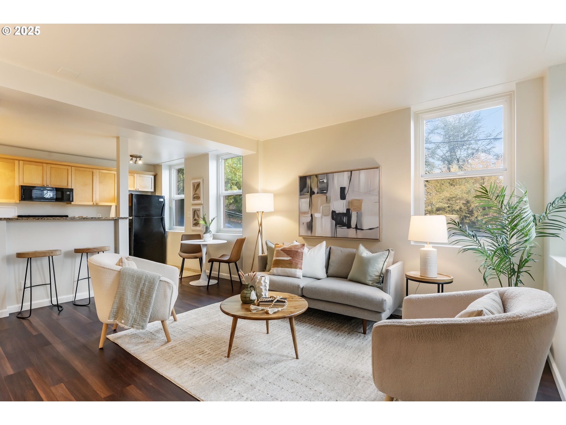 Photo #7: 156742961 Listing: Photo #7