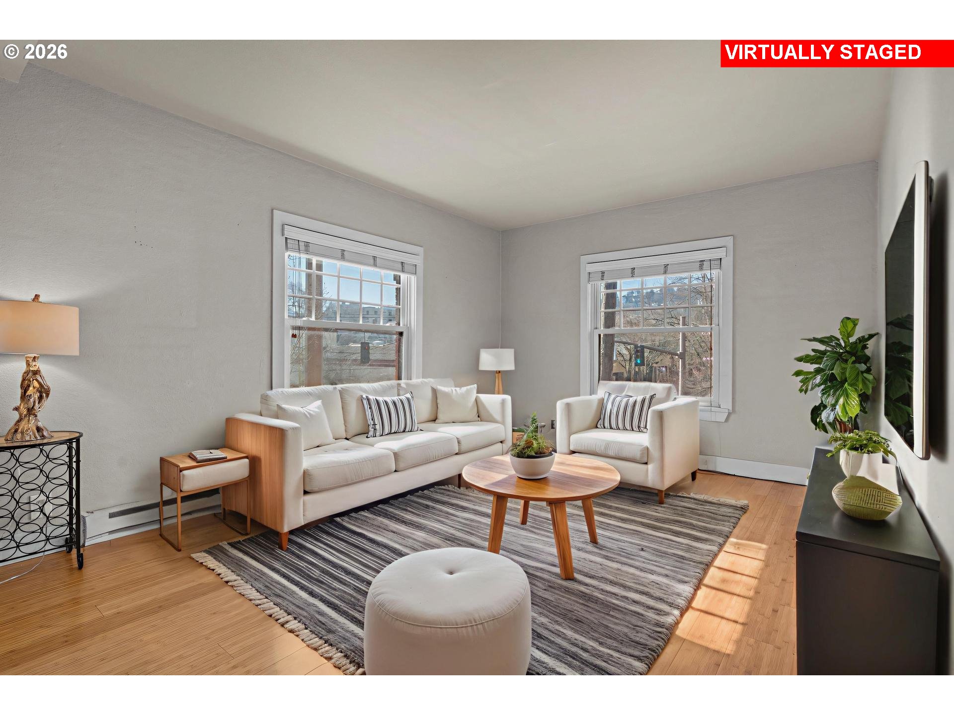 Photo #2: 157740696 Listing: Photo #2