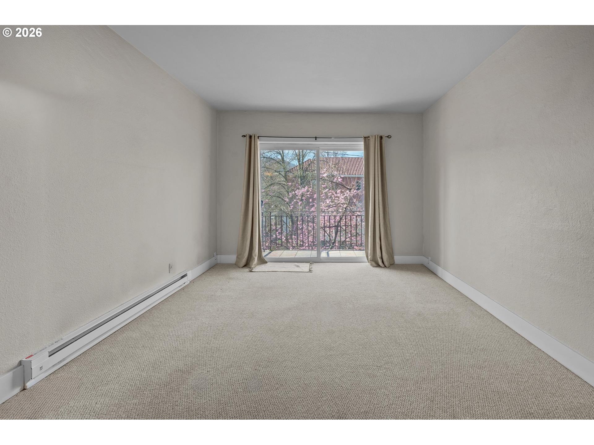 Photo #18: 157740696 Listing: Photo #18