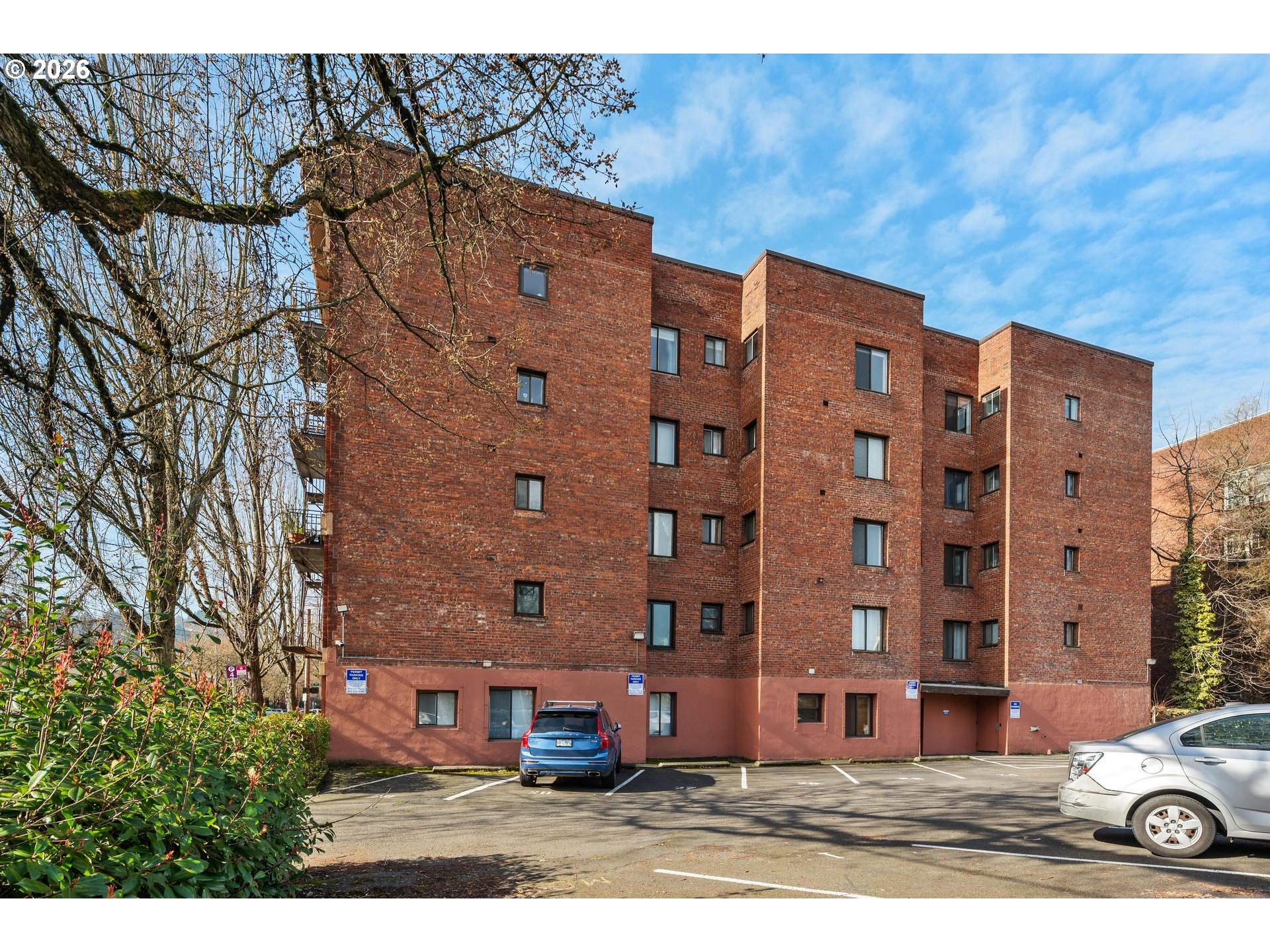 Photo #28: 157740696 Listing: Photo #28