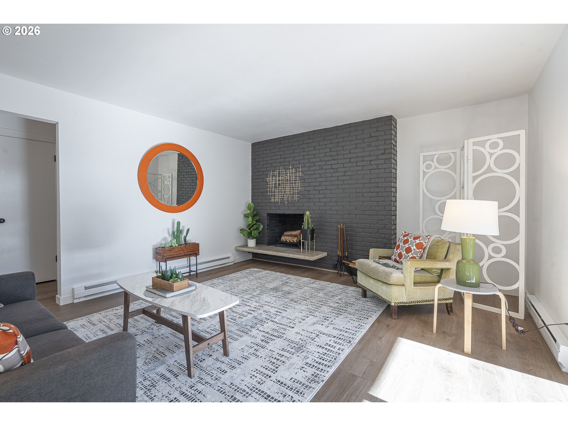 Photo #8: 158119291 Listing: Photo #8