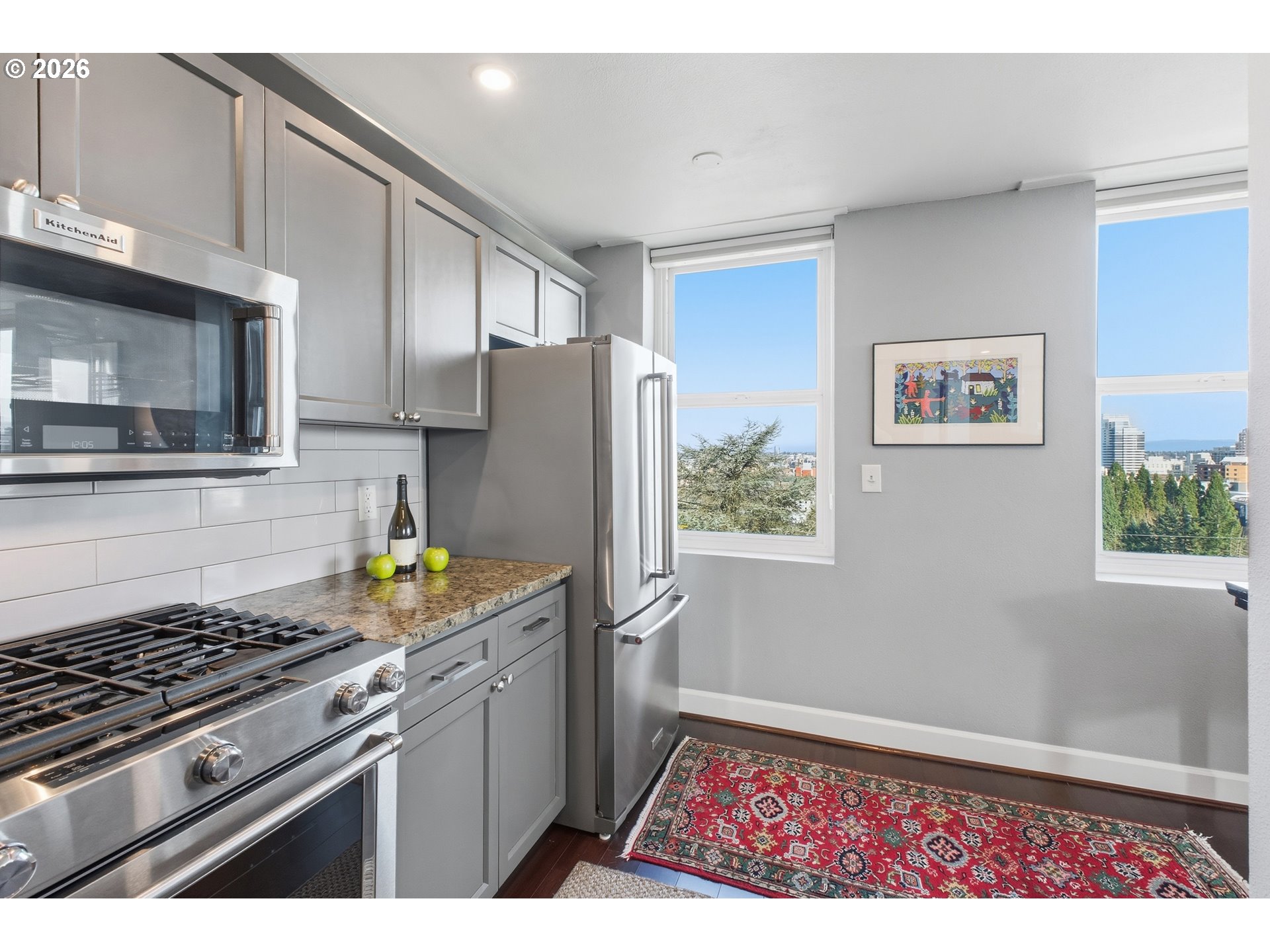 Photo #4: 158613839 Listing: Photo #4