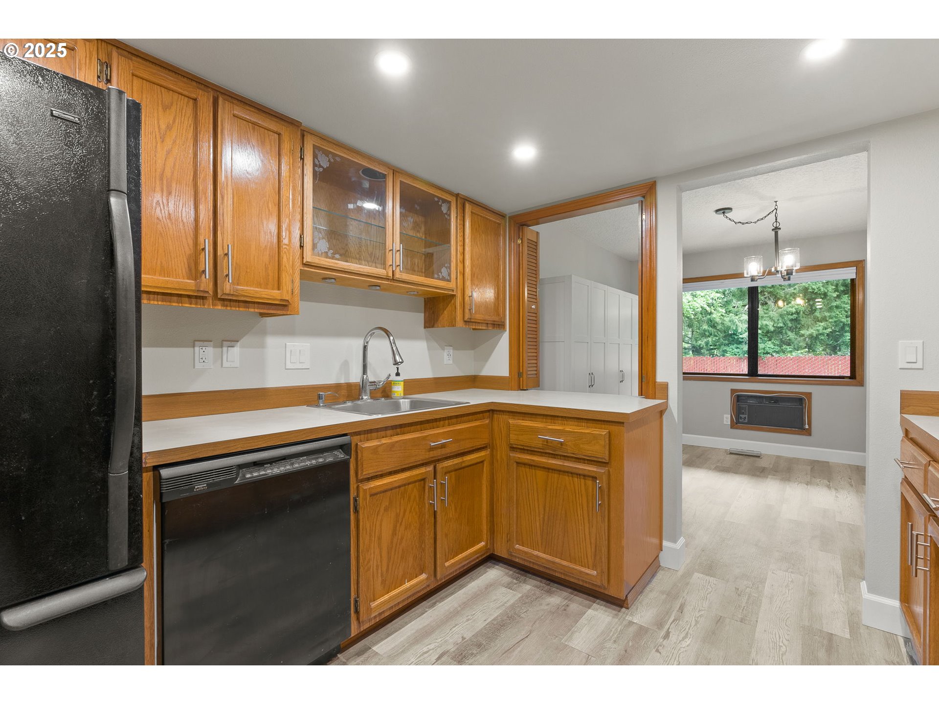 Photo #8: 159473338 Listing: Photo #8