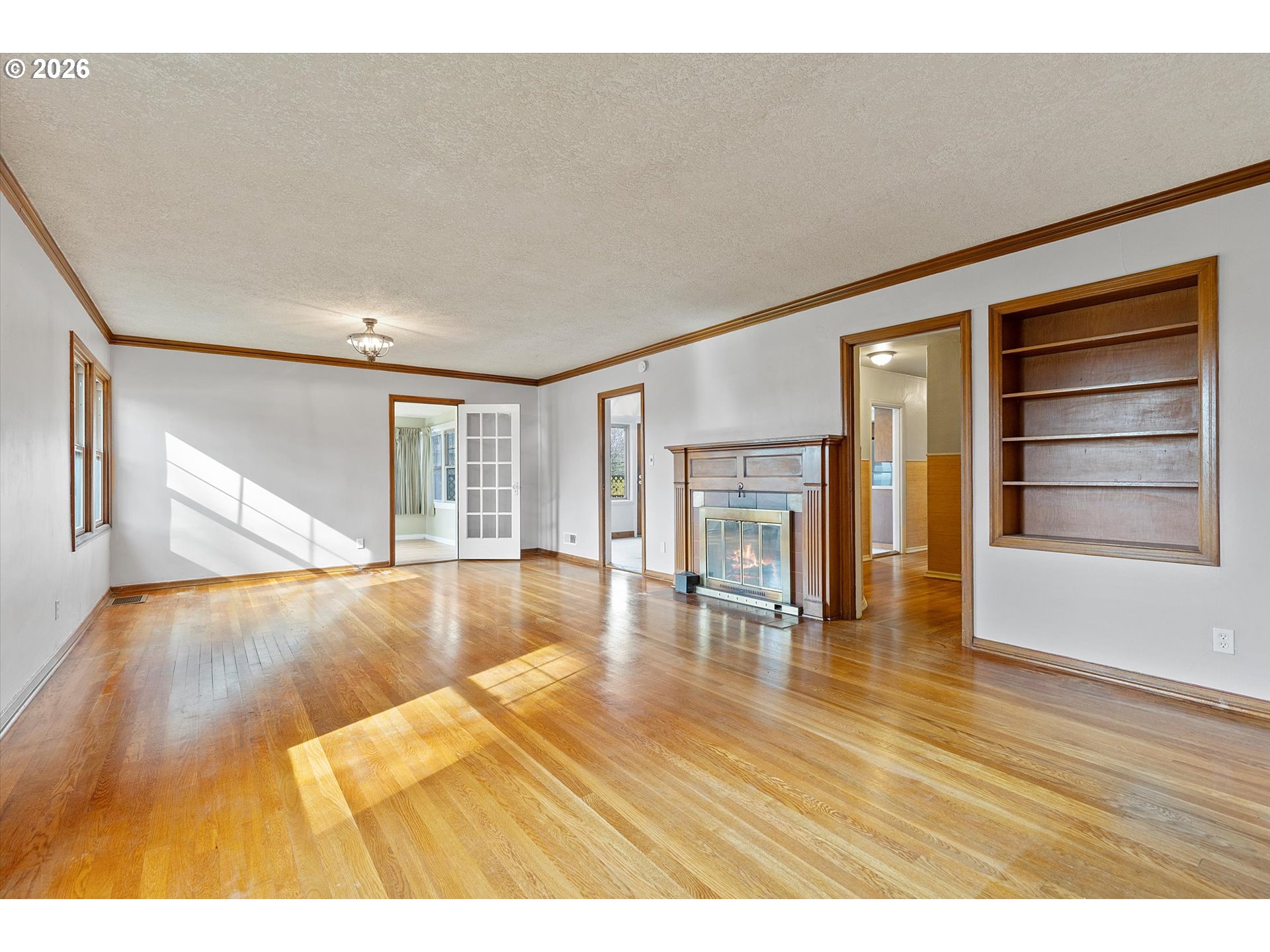 6807 SE CESAR E CHAVEZ BLVD, Portland, OR, 97202