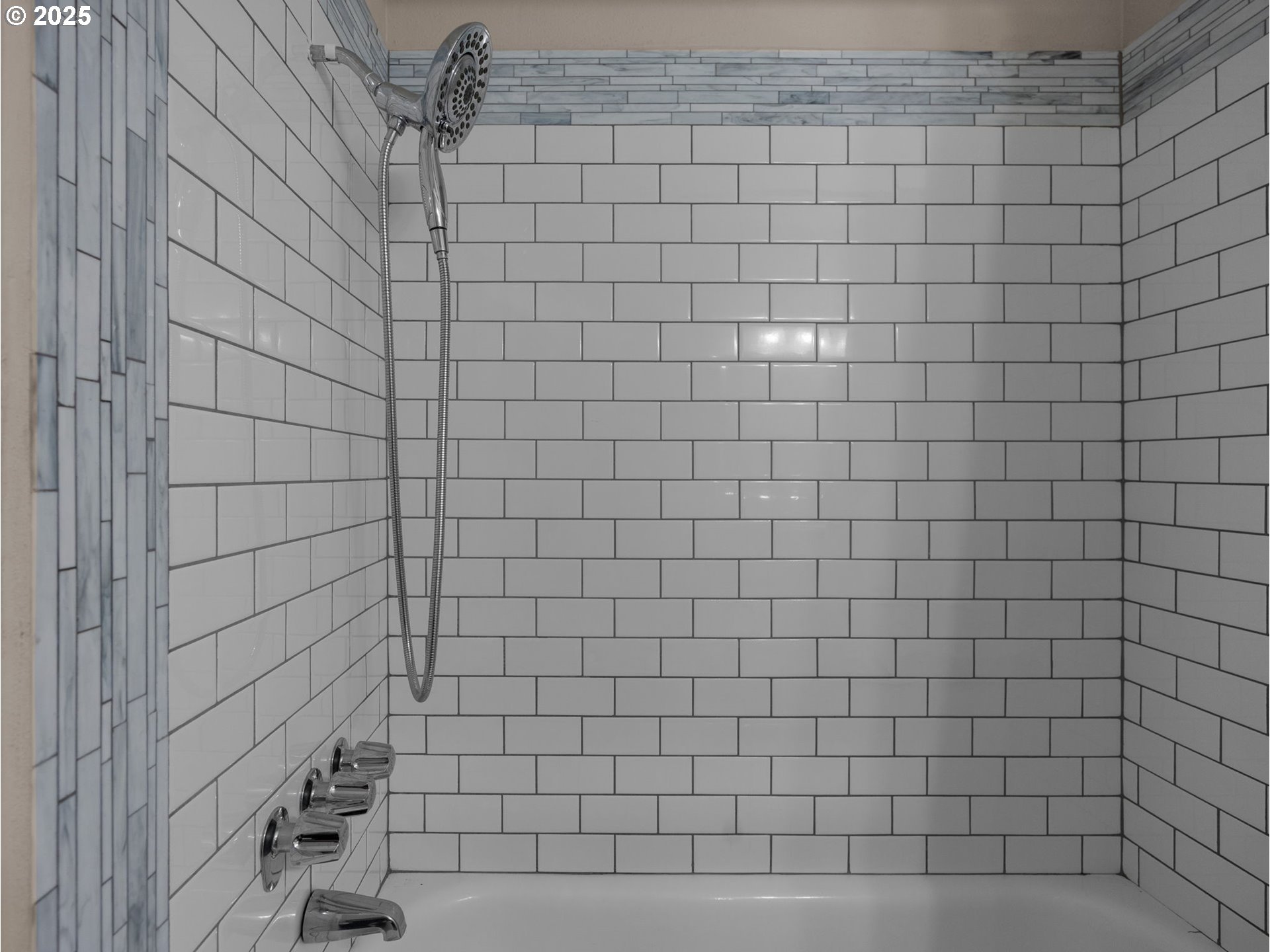 Photo #19: 160247079 Listing: Photo #19