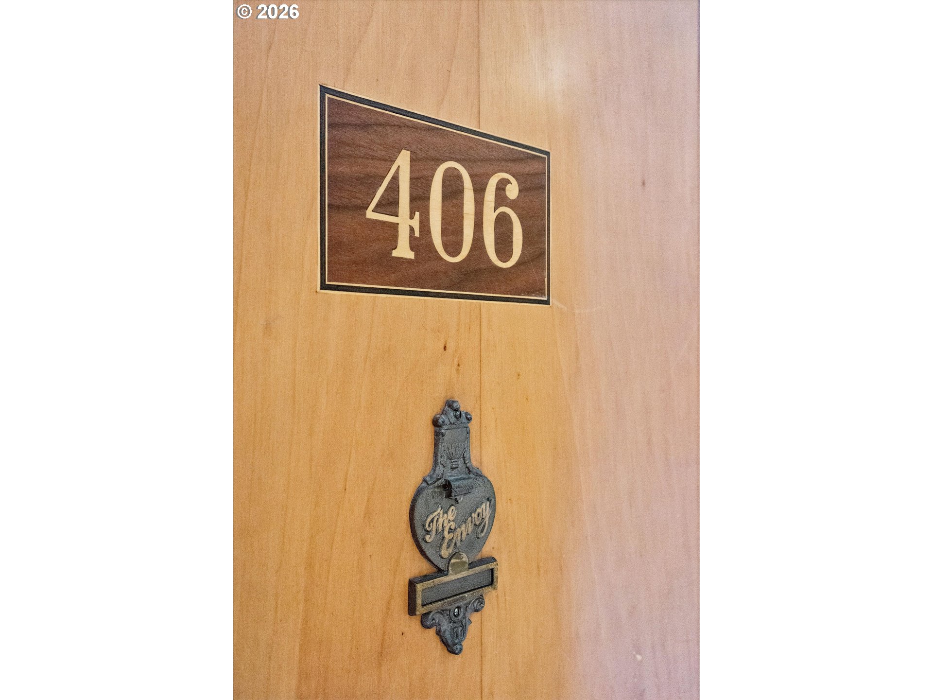 Photo #5: 160282436 Listing: Photo #5