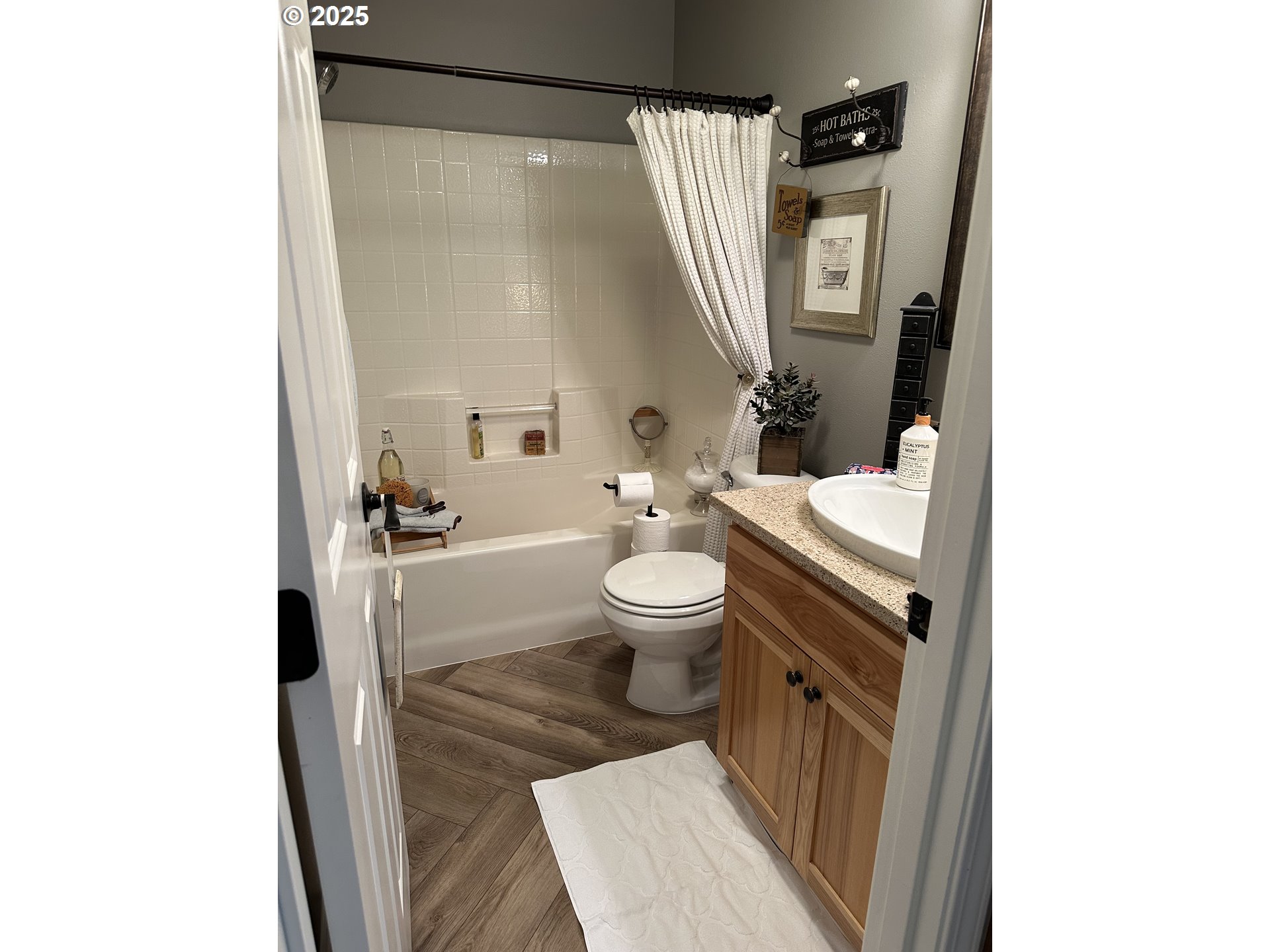 Photo #36: 160396231 Listing: Photo #36