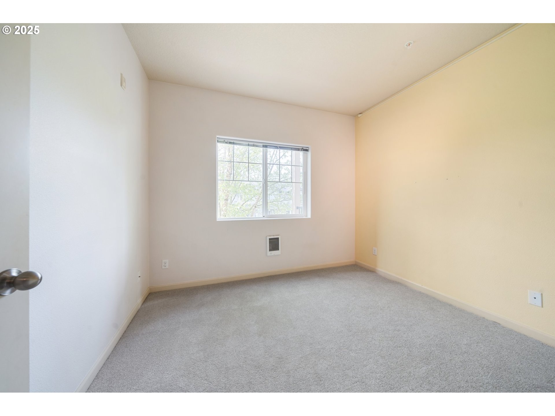 Photo #18: 160844457 Listing: Photo #18