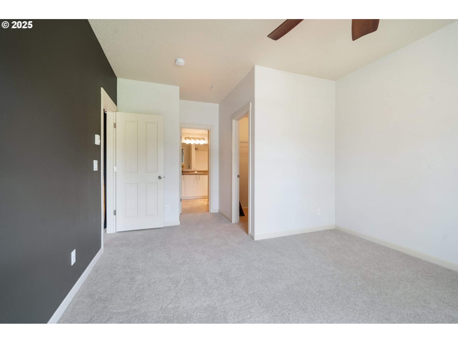 Photo #26: 160844457 Listing: Photo #26