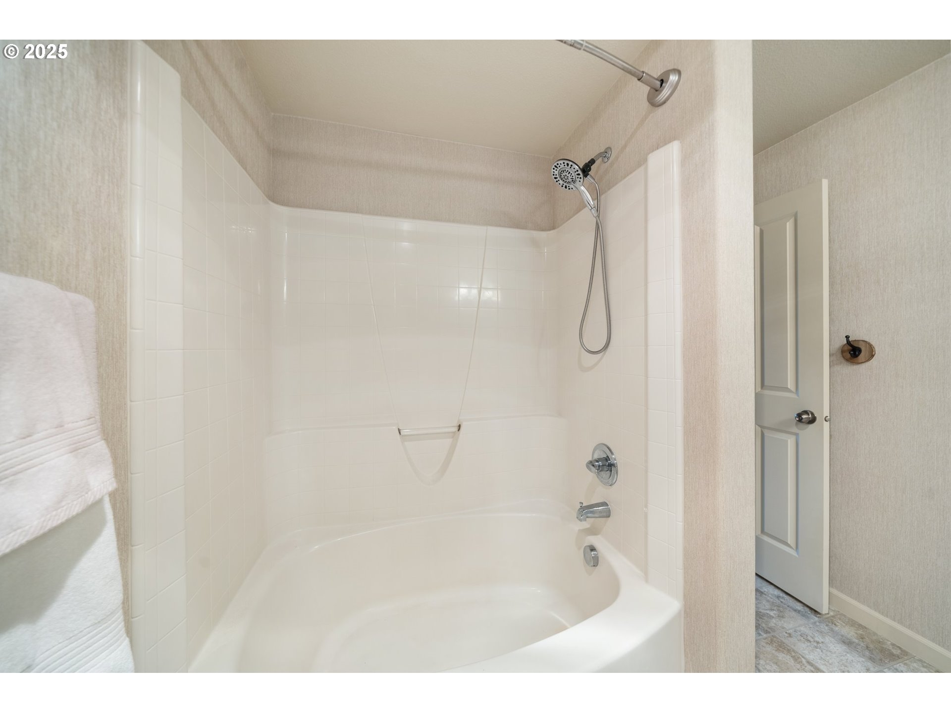 Photo #31: 160844457 Listing: Photo #31