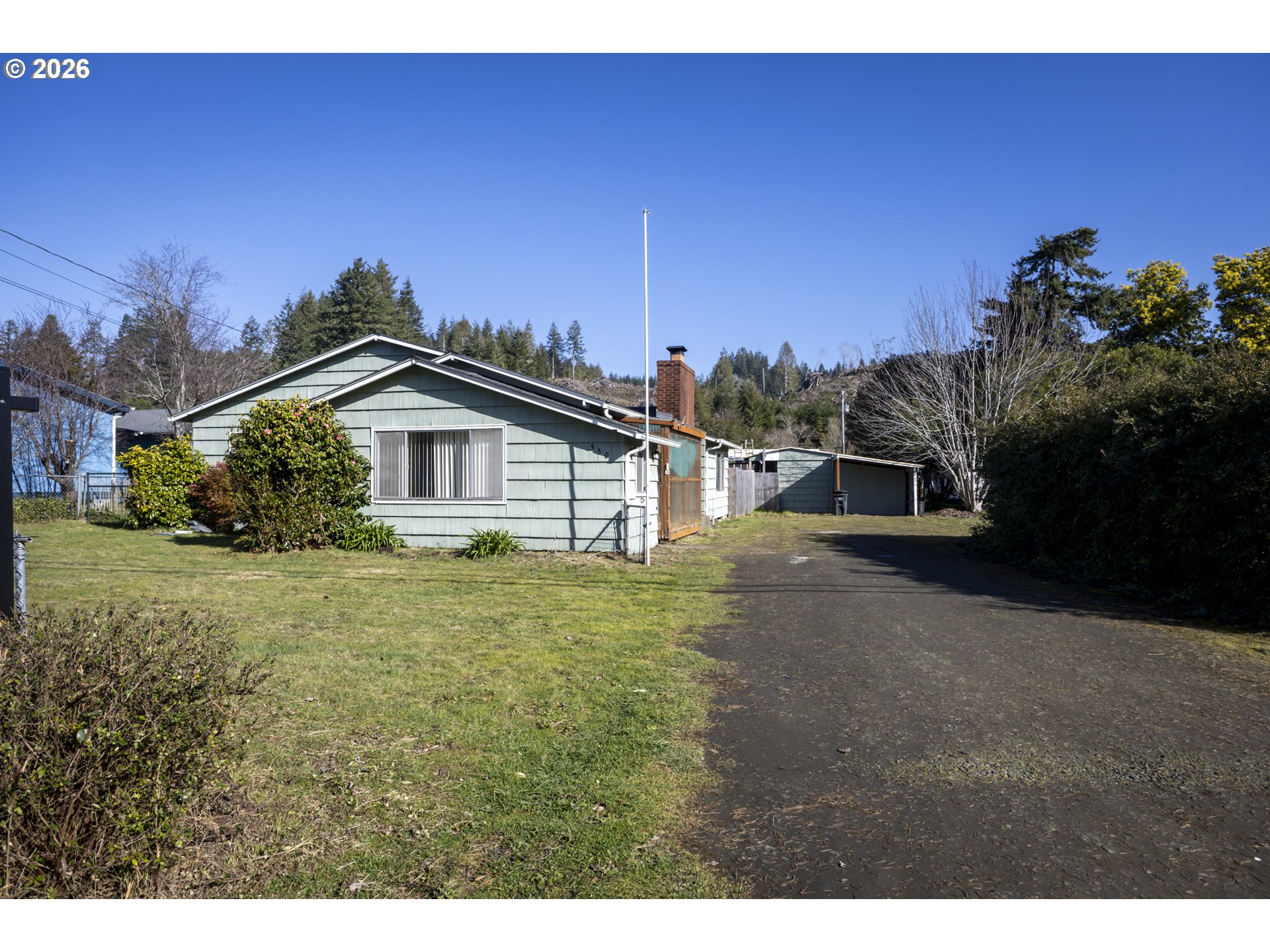 550 N 8TH ST, Lakeside, OR, 97449