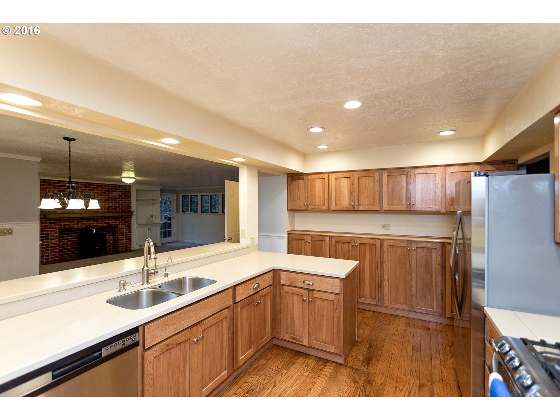 19753 SW CELEBRITY ST, Aloha, OR 97078 Kitchen/Family Room