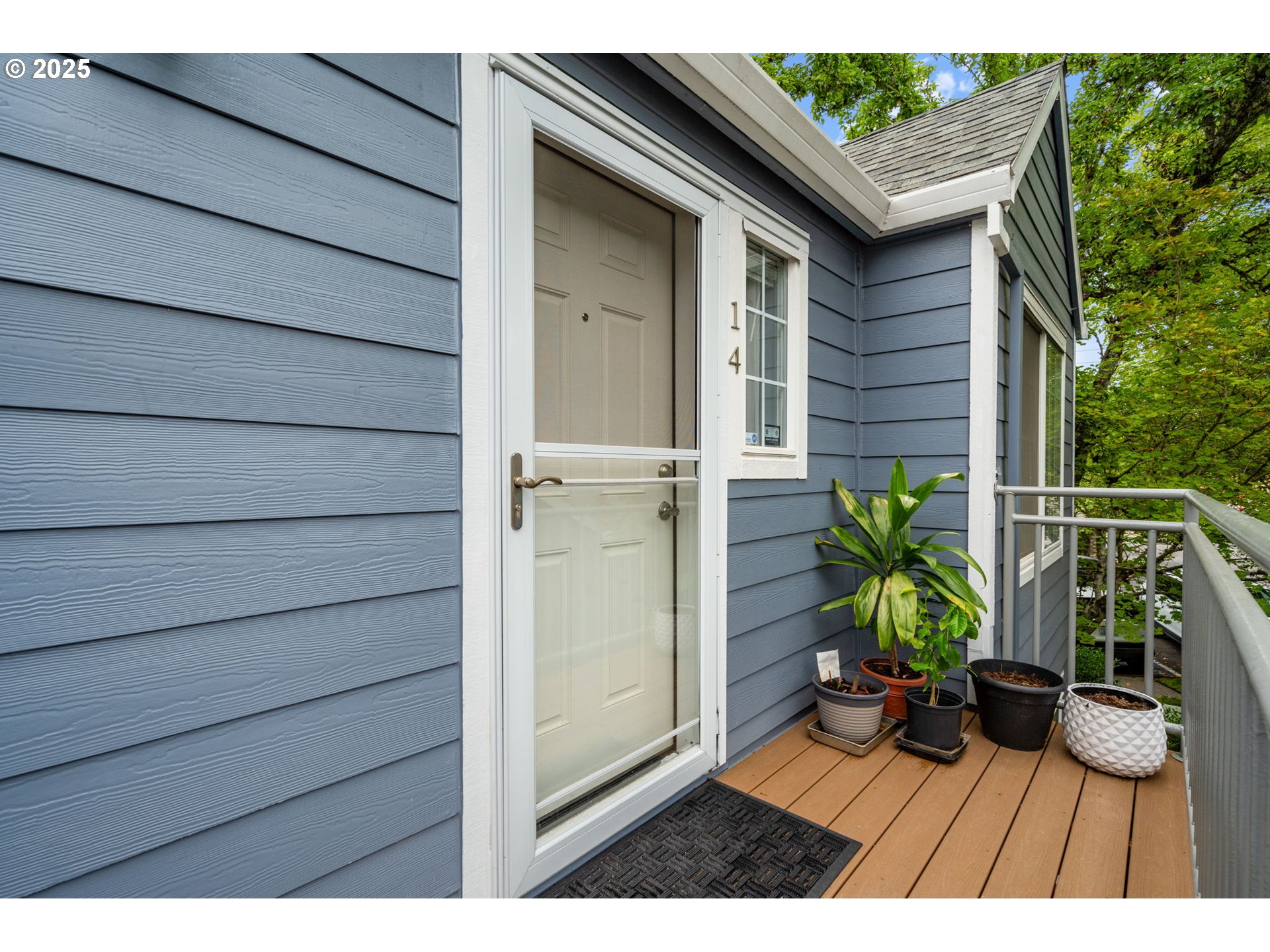 Photo #3: 161425137 Listing: Photo #3