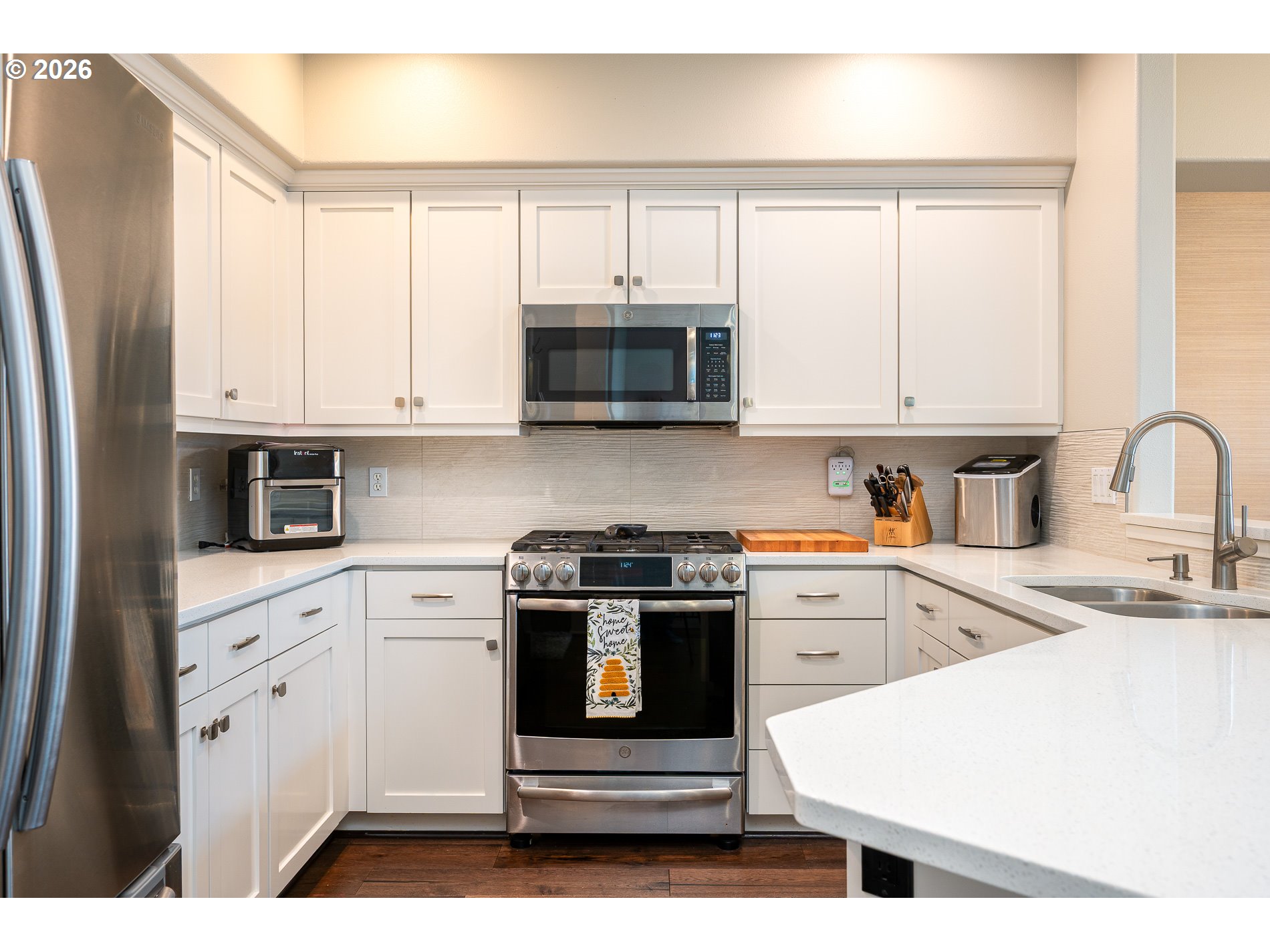 Photo #9: 161921769 Listing: Photo #9
