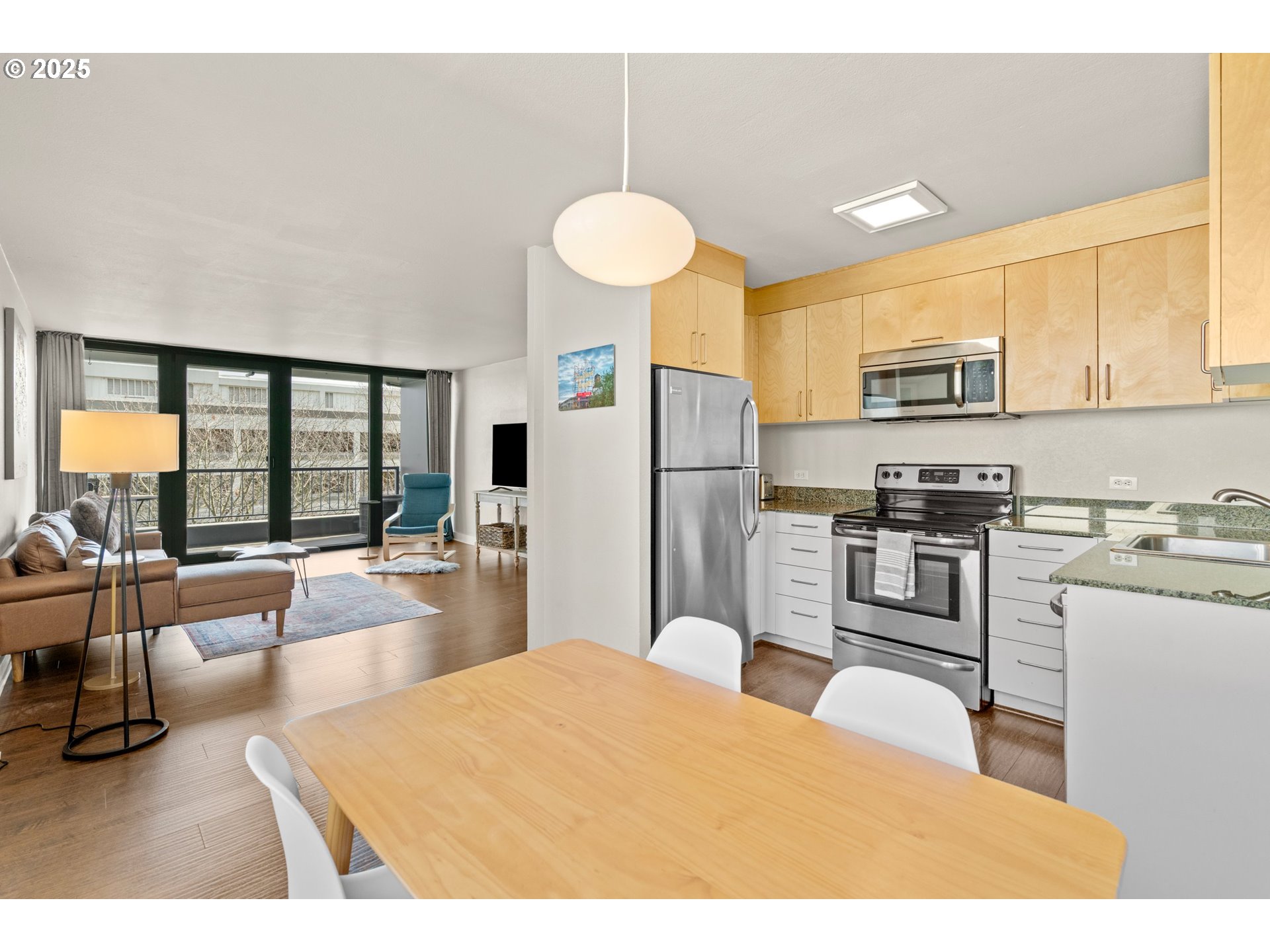 Photo #7: 162381019 Listing: Photo #7