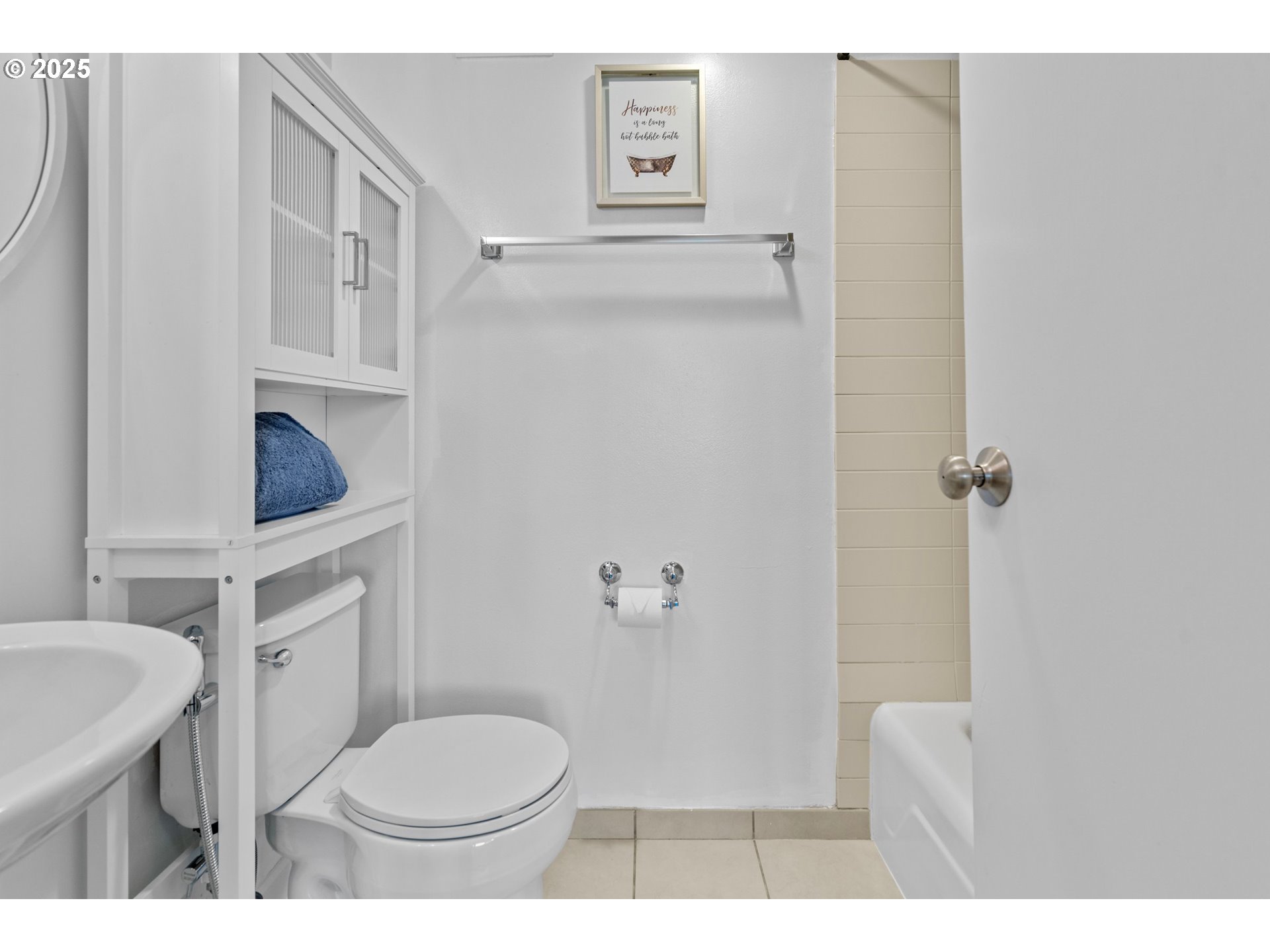 Photo #8: 162381019 Listing: Photo #8