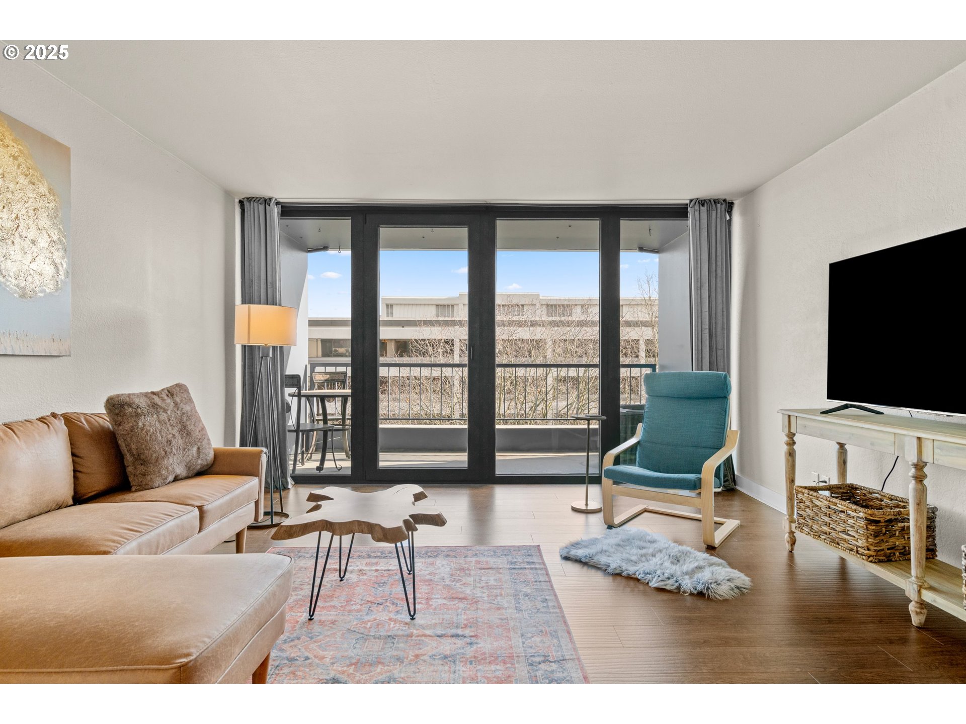 Photo #3: 162381019 Listing: Photo #3