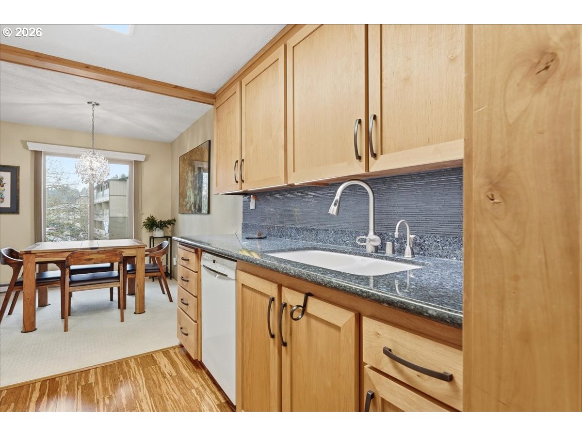 Photo #33: 162650936 Listing: Photo #33