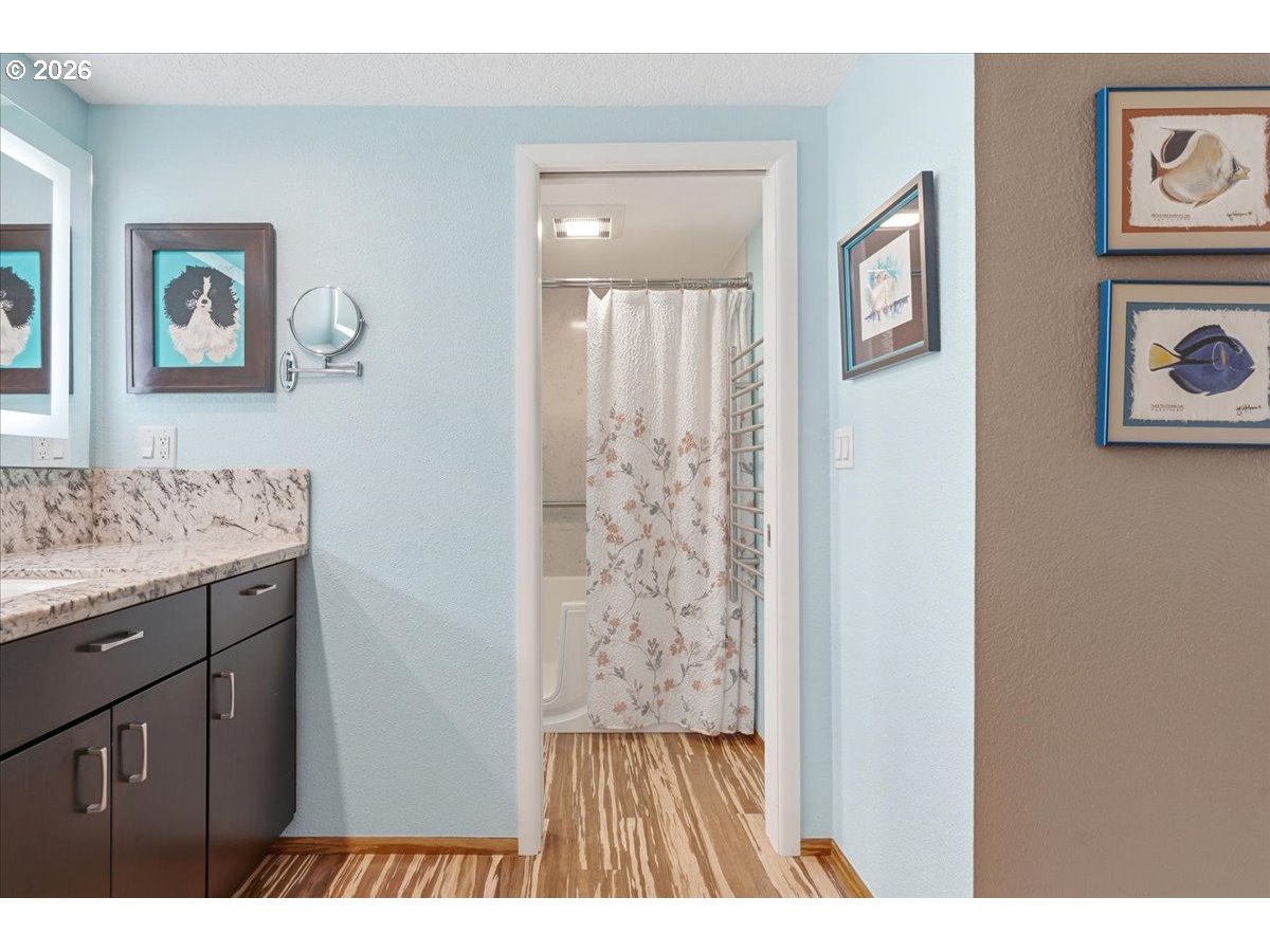 Photo #37: 162650936 Listing: Photo #37