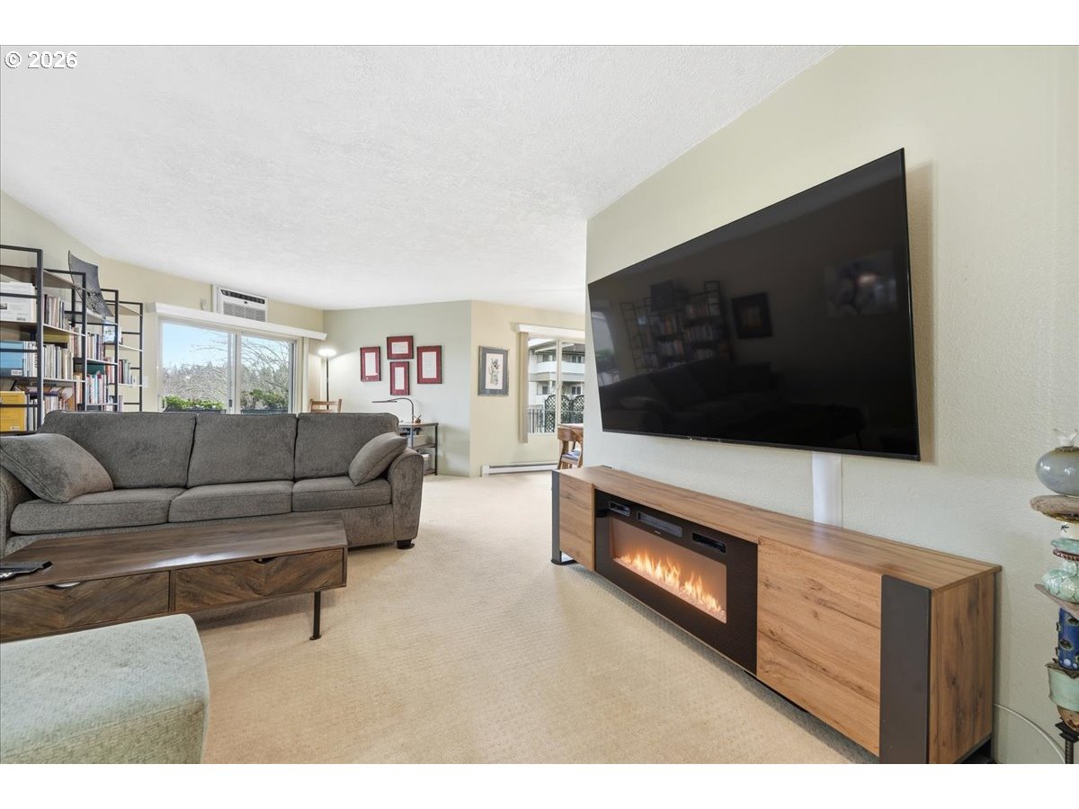 Photo #24: 162650936 Listing: Photo #24