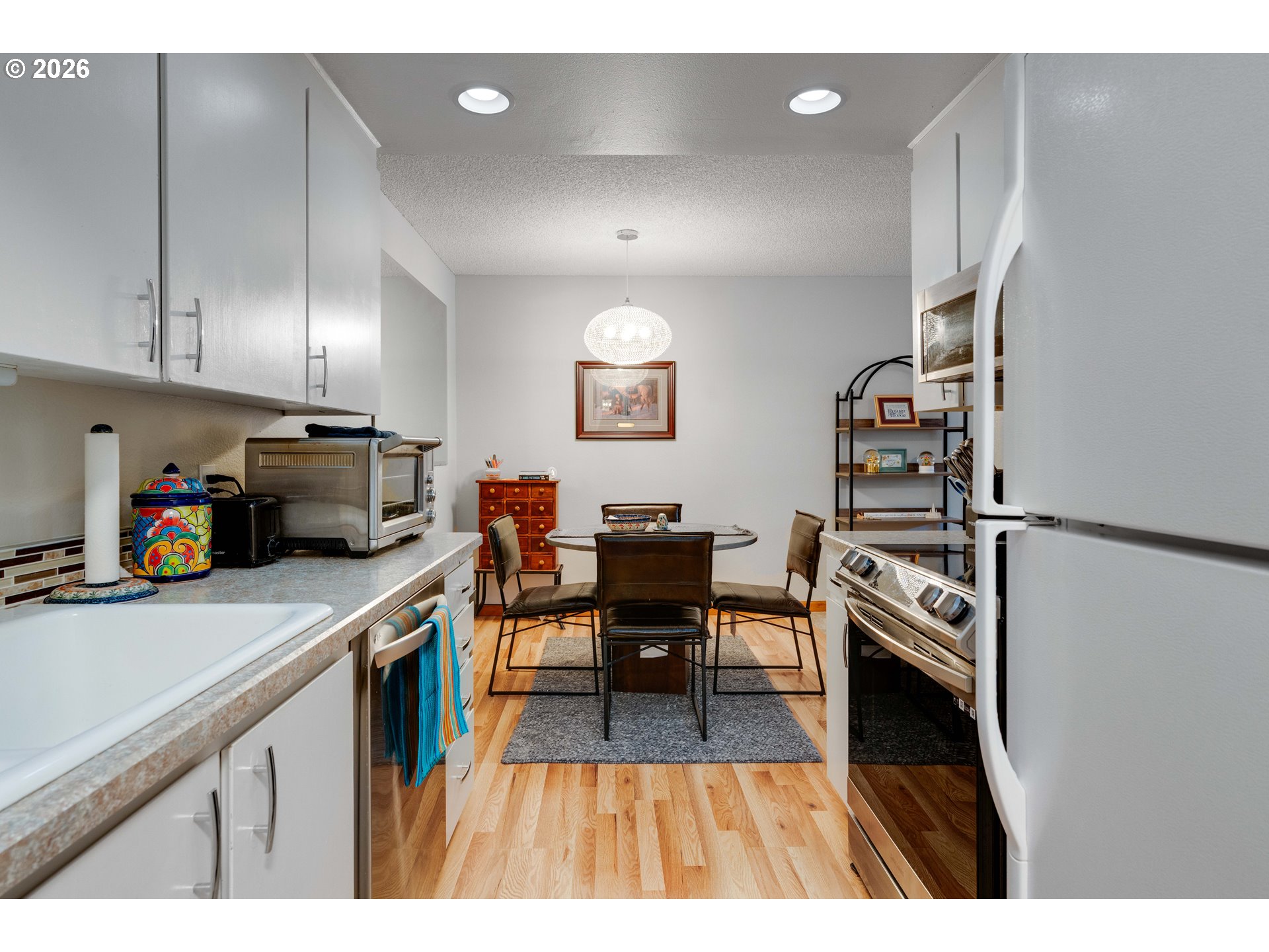 Photo #5: 163618337 Listing: Photo #5