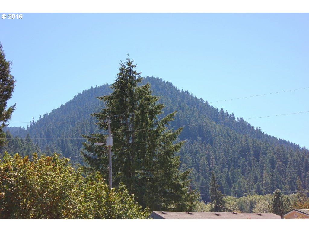 Christel, Oakridge, OR, 97463