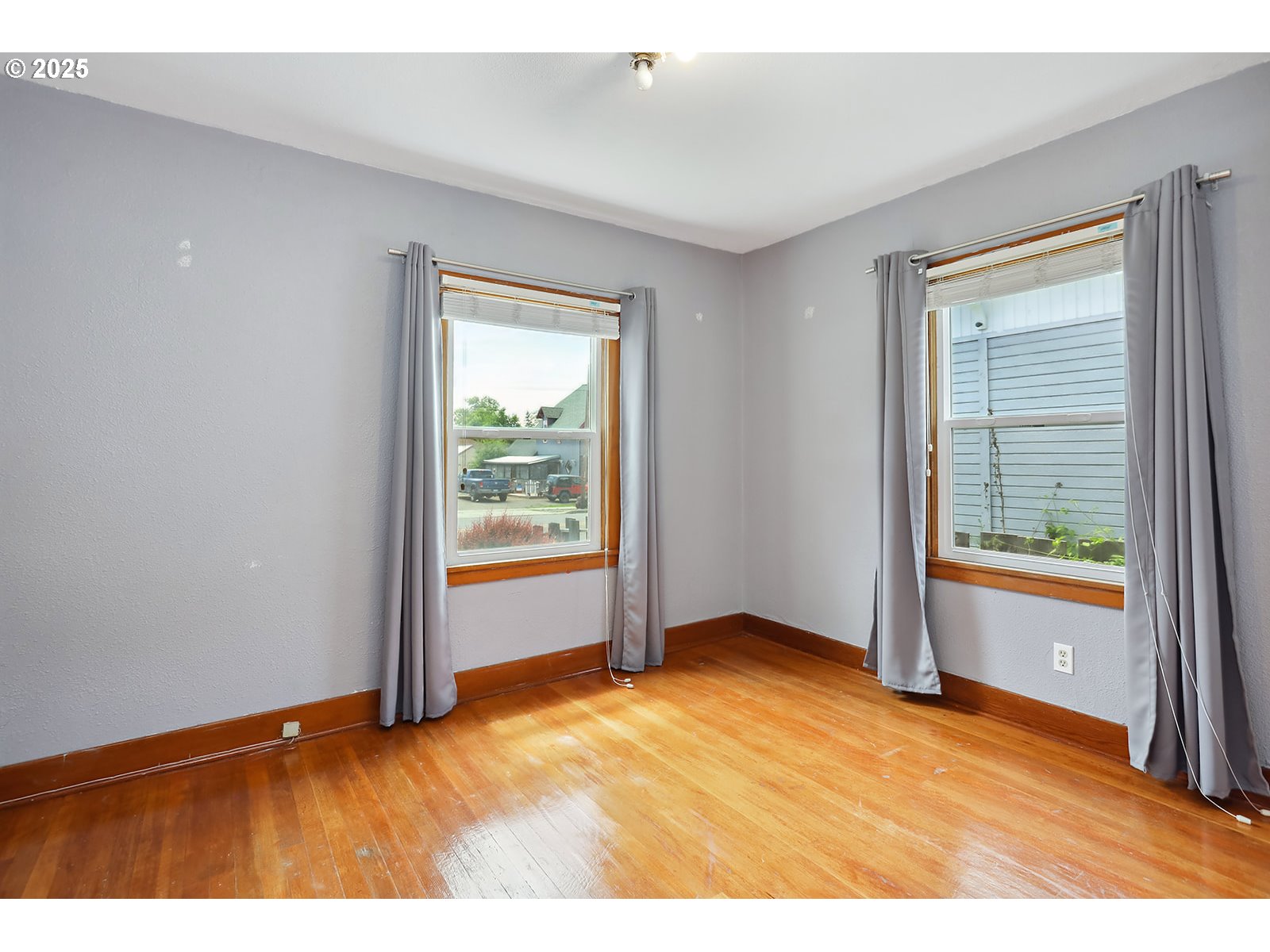 323 W BROADWAY ST, Goldendale, WA, 98620