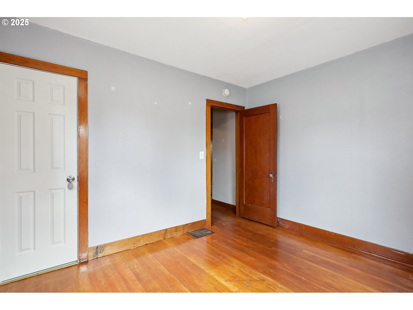 323 W BROADWAY ST, Goldendale, WA, 98620