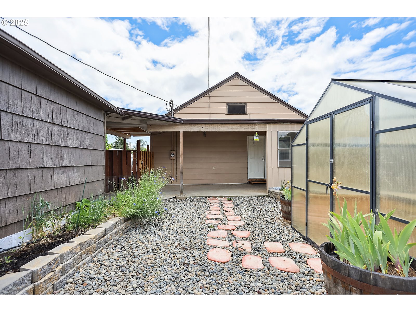 323 W BROADWAY ST, Goldendale, WA, 98620