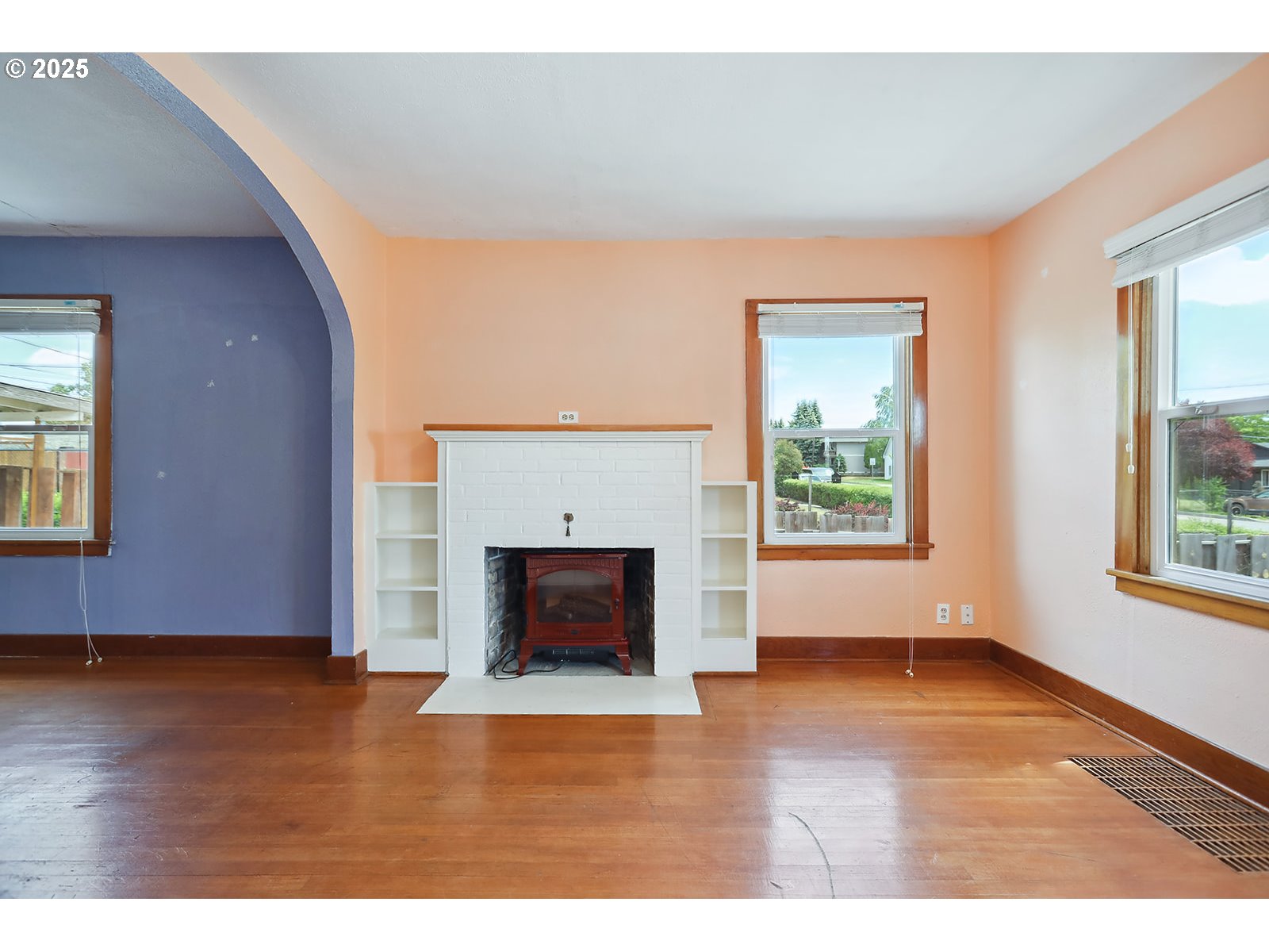 323 W BROADWAY ST, Goldendale, WA, 98620