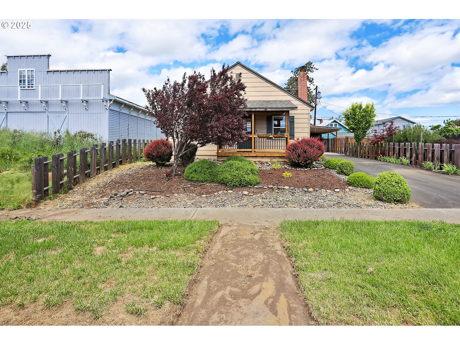 323 W BROADWAY ST, Goldendale, WA, 98620