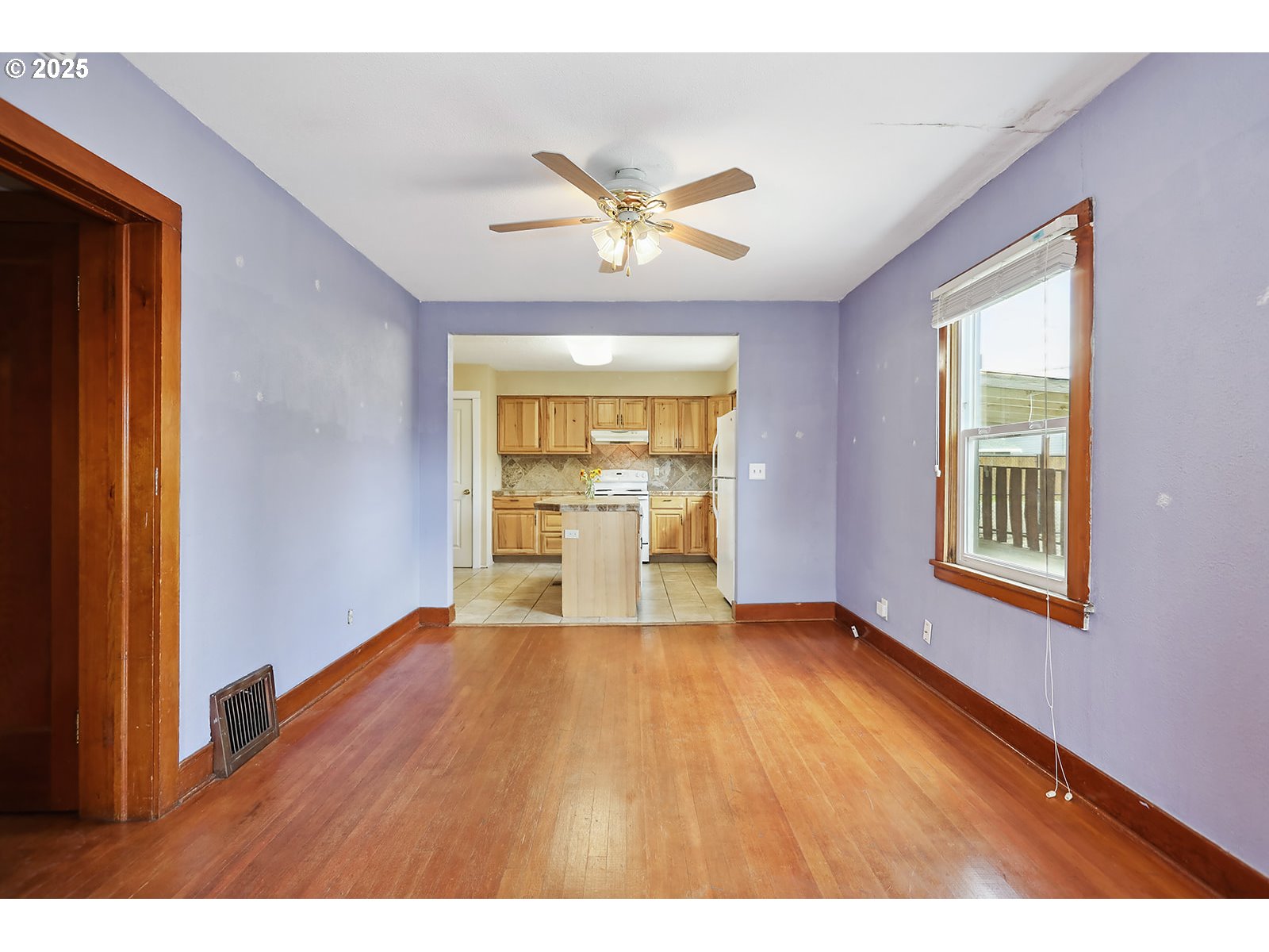 323 W BROADWAY ST, Goldendale, WA, 98620