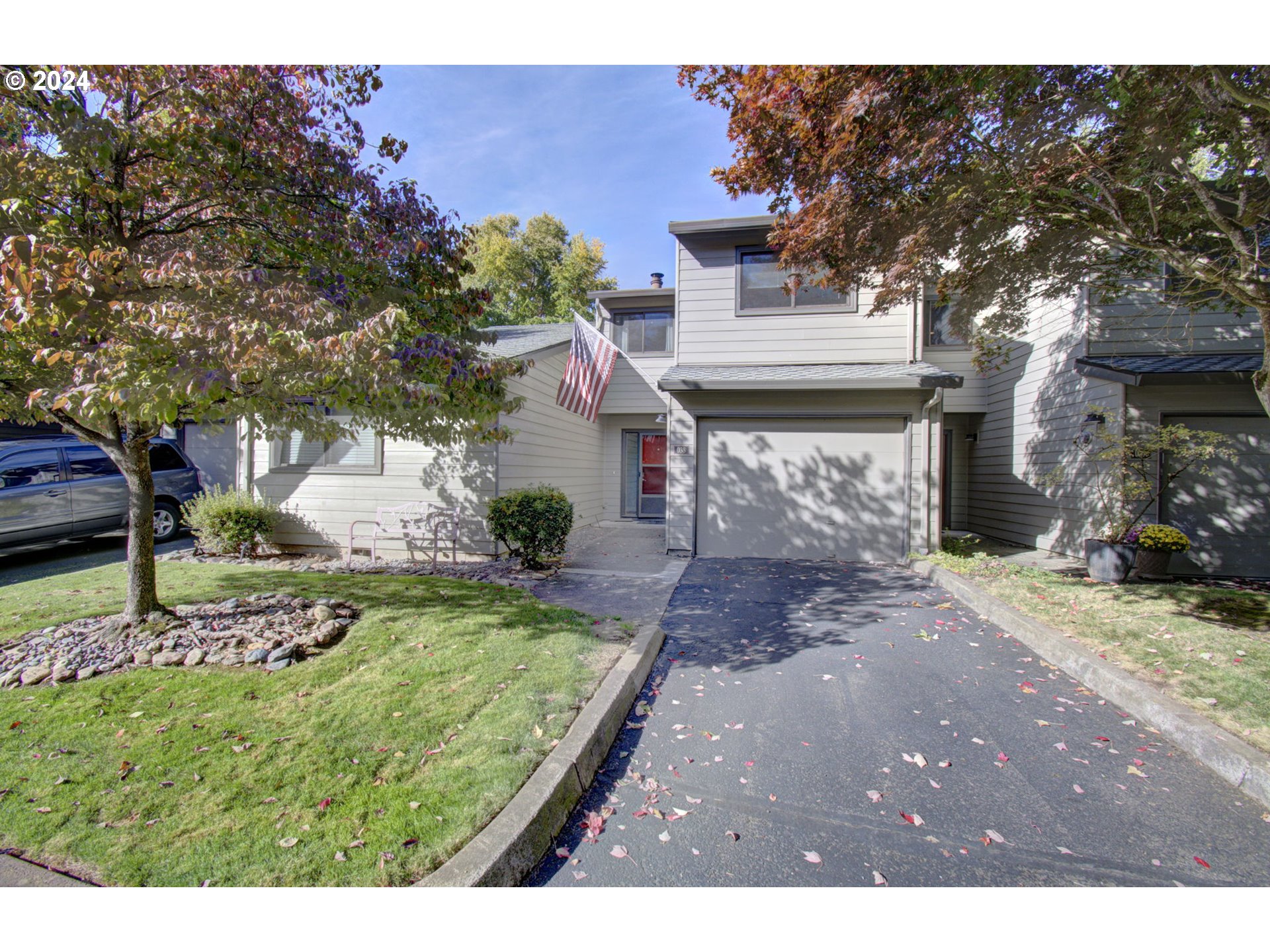 Photo #2: 164678307 Listing 
