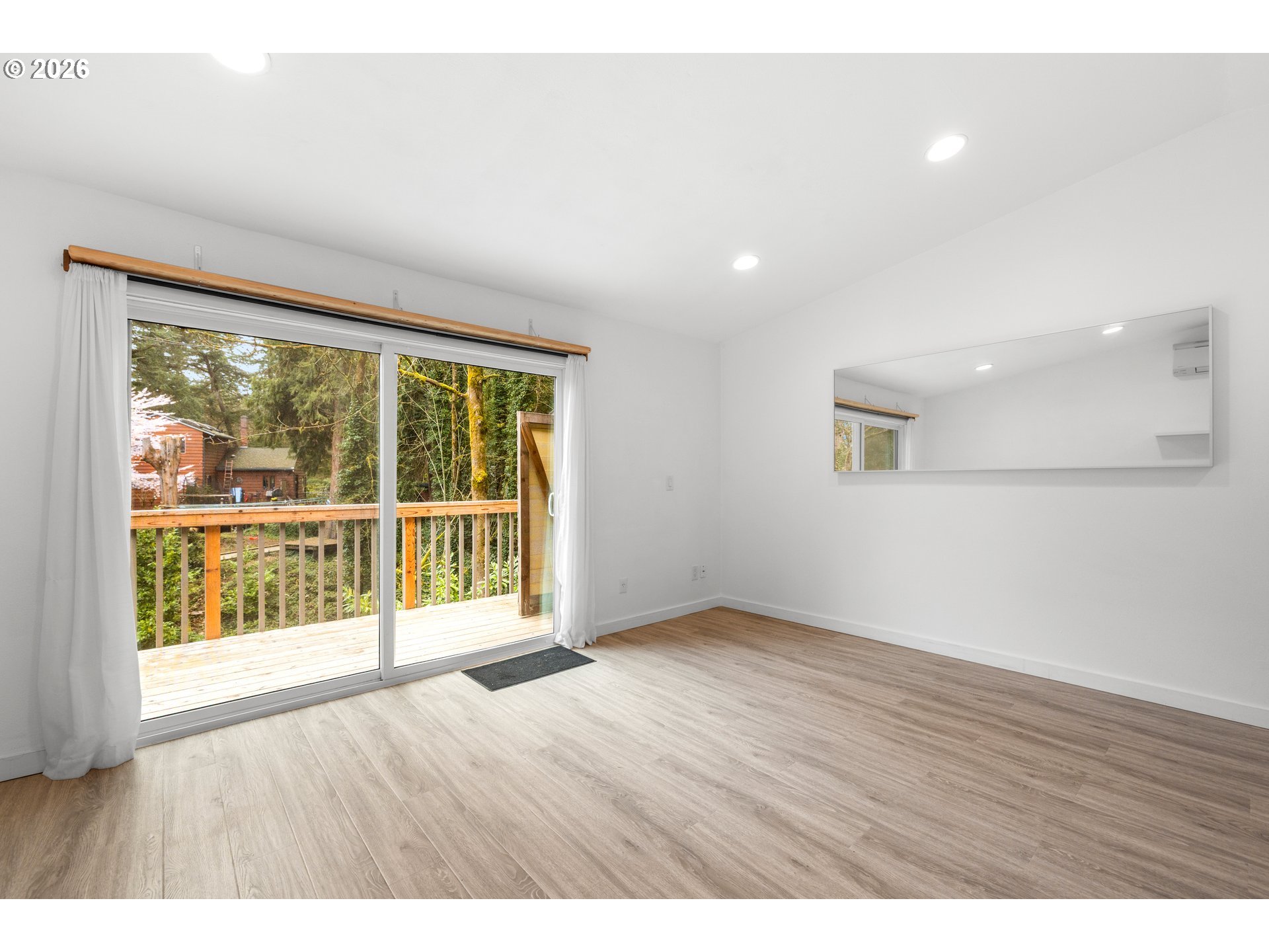 Photo #13: 165150533 Listing: Photo #13