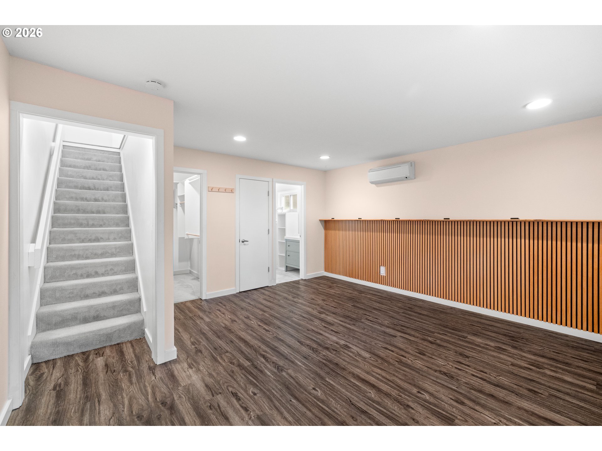 Photo #17: 165150533 Listing: Photo #17