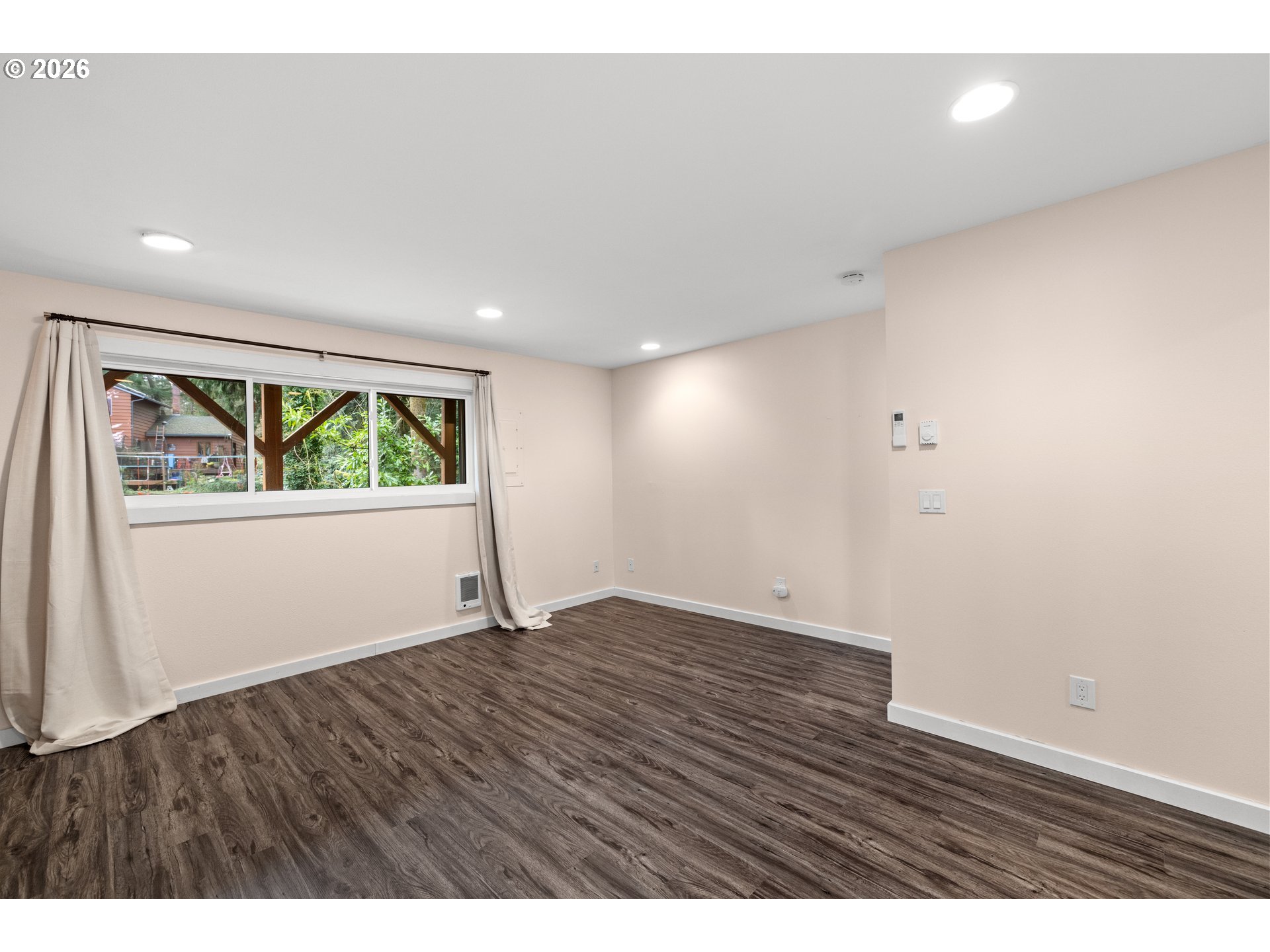 Photo #21: 165150533 Listing: Photo #21