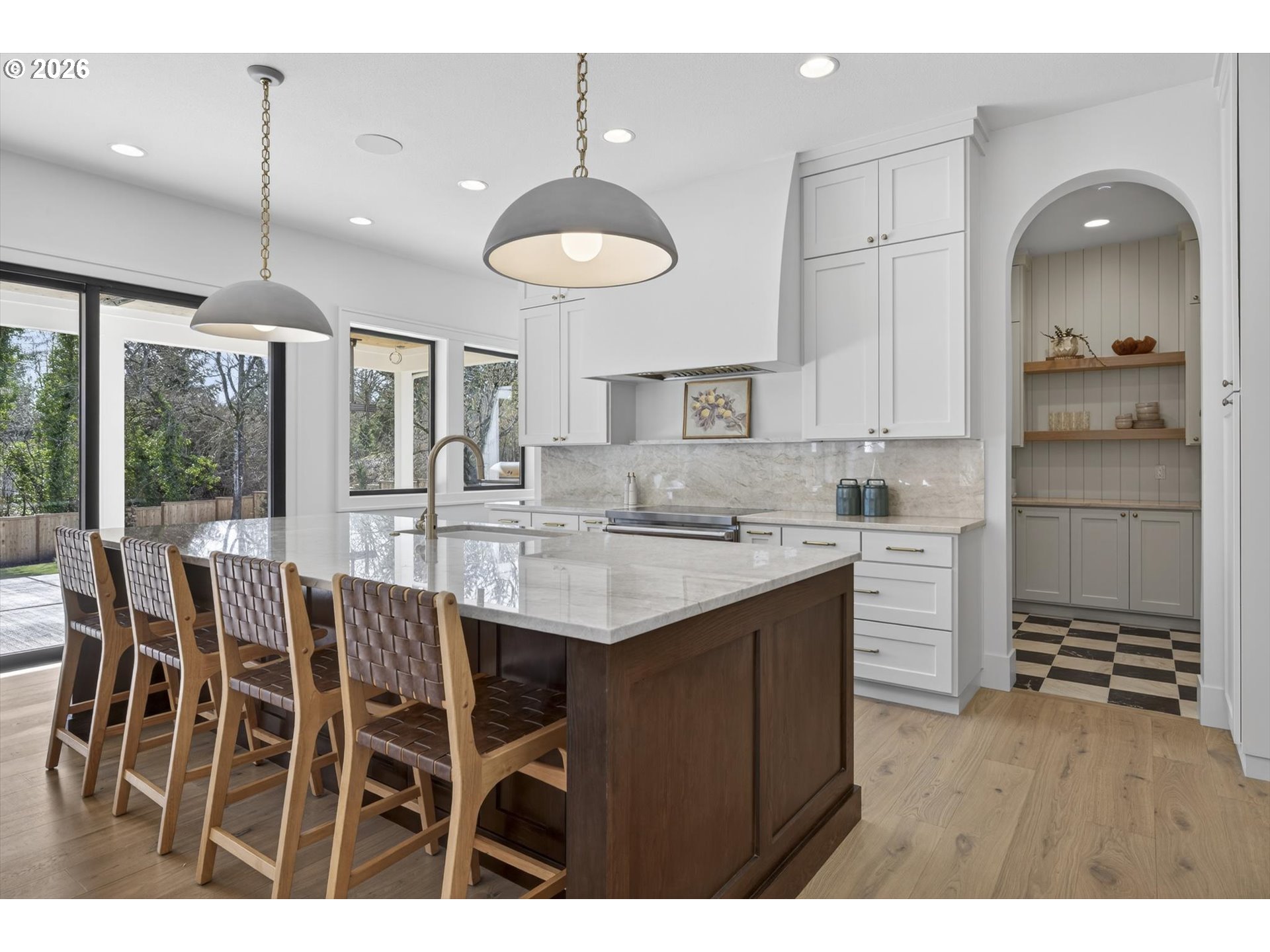 1050 ATWATER RD, Lake Oswego, OR, 97034