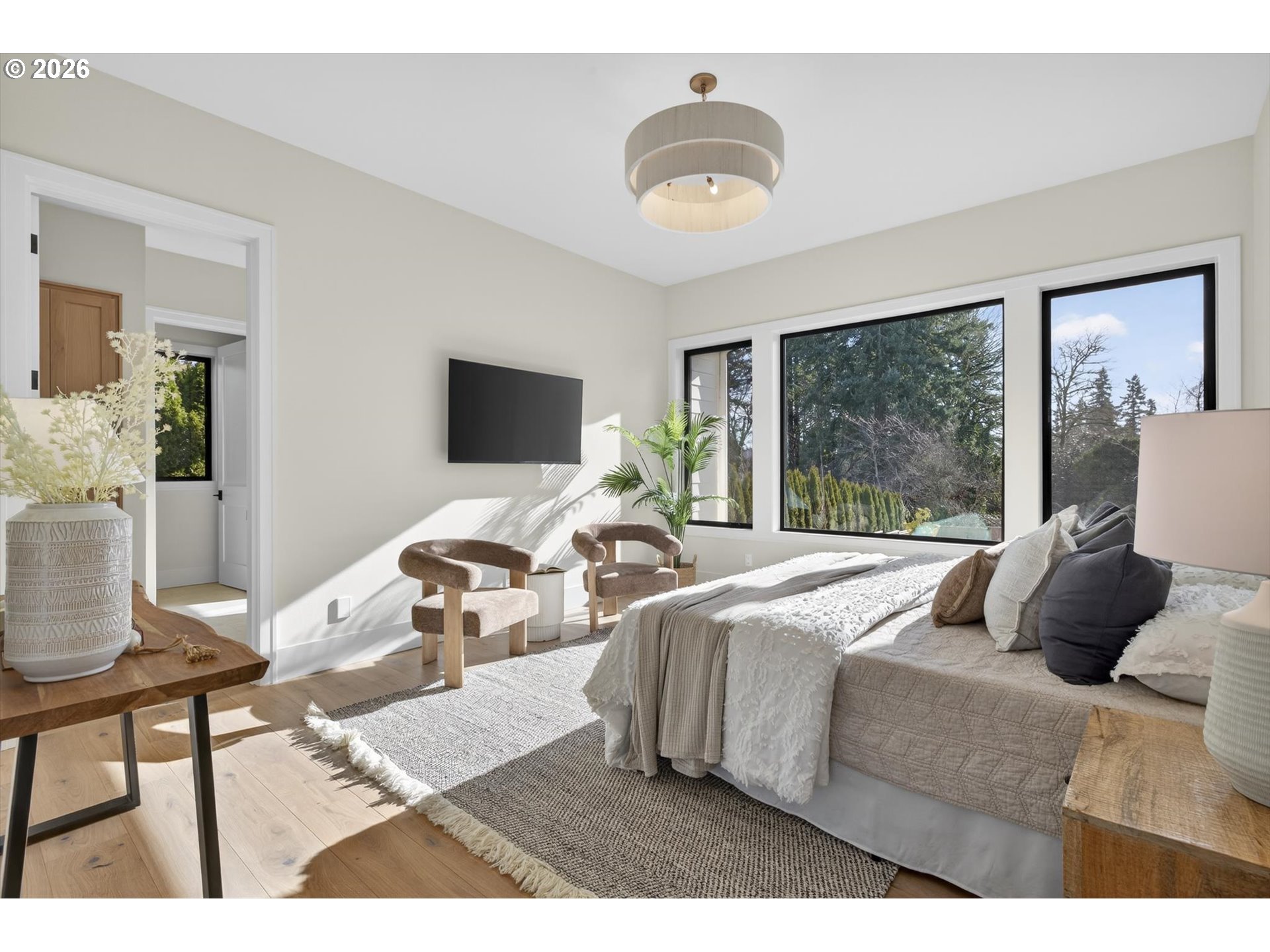 1050 ATWATER RD, Lake Oswego, OR, 97034