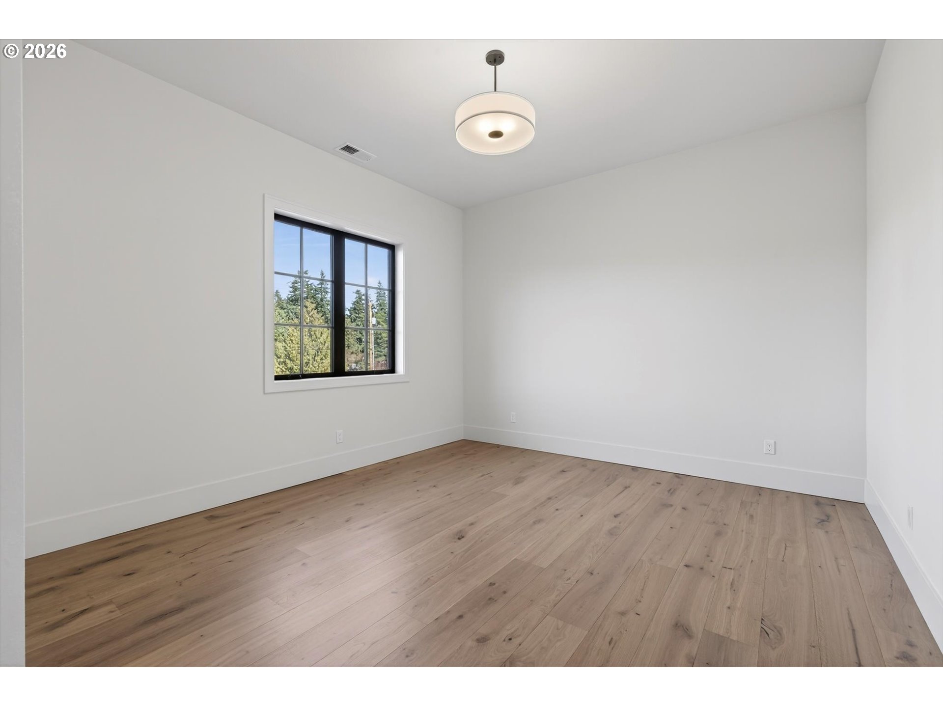 1050 ATWATER RD, Lake Oswego, OR, 97034